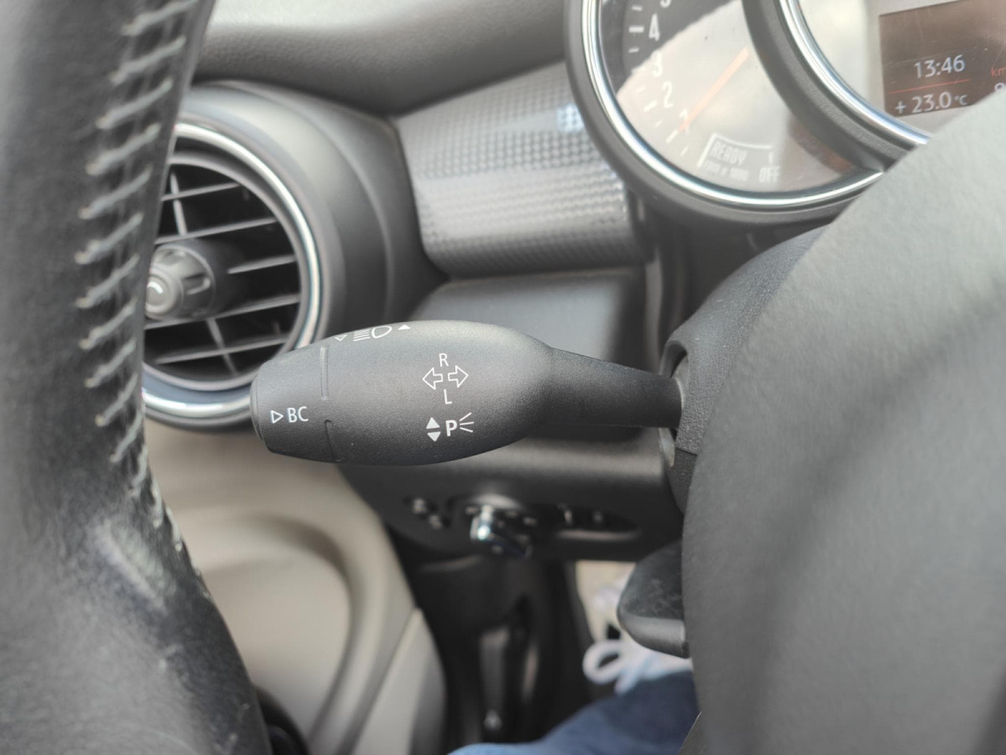 Mini Cooper Cabriolet 1.5i BLUETOOTH GPS SIEGES CHAUFF RADAR ARR (2018) - Photo 22