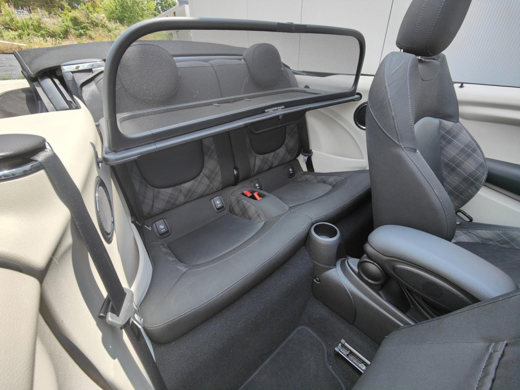 Mini Cooper Cabriolet 1.5i BLUETOOTH GPS SIEGES CHAUFF RADAR ARR (2018) - Photo 8
