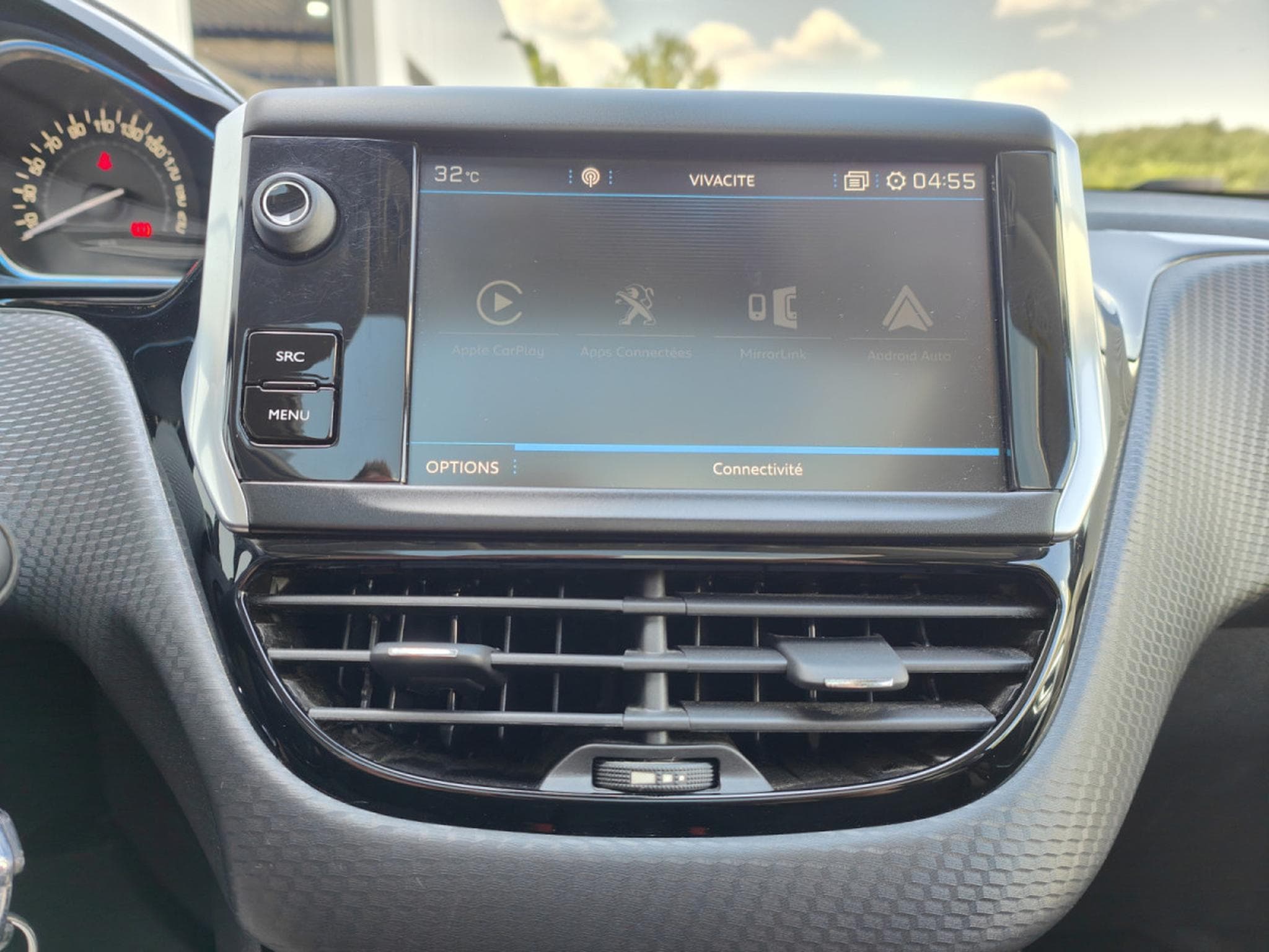 Peugeot 2008 1.6 HDI CARPLAY TOIT PANO SEMI-CUIR GPS BLUETOOTH (2017) - Photo 17