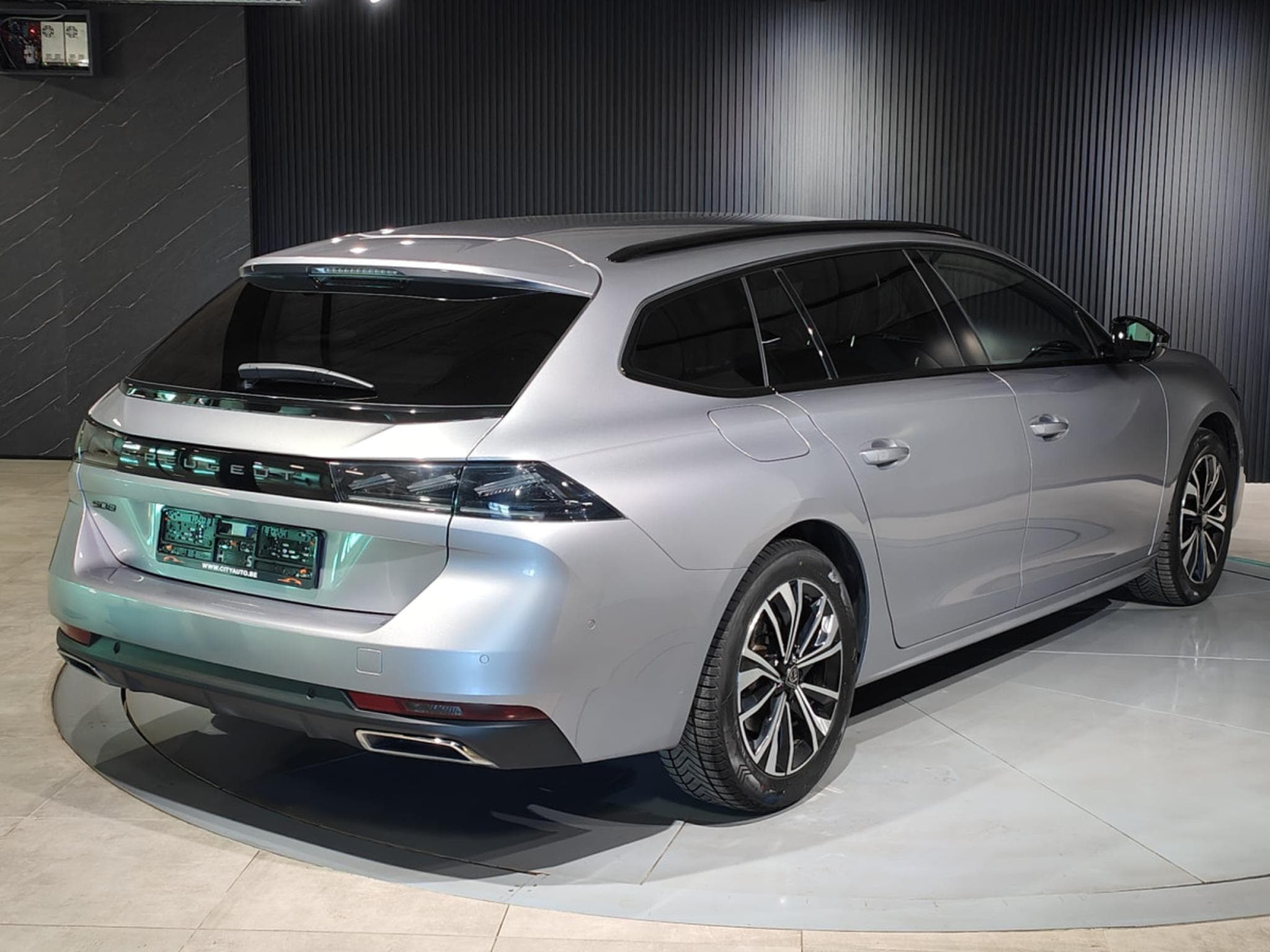 Peugeot 508 1.5 HDI ALLURE EAT8 CARPLAY CAMERA 360 PHARES LED (2024) - Photo 3