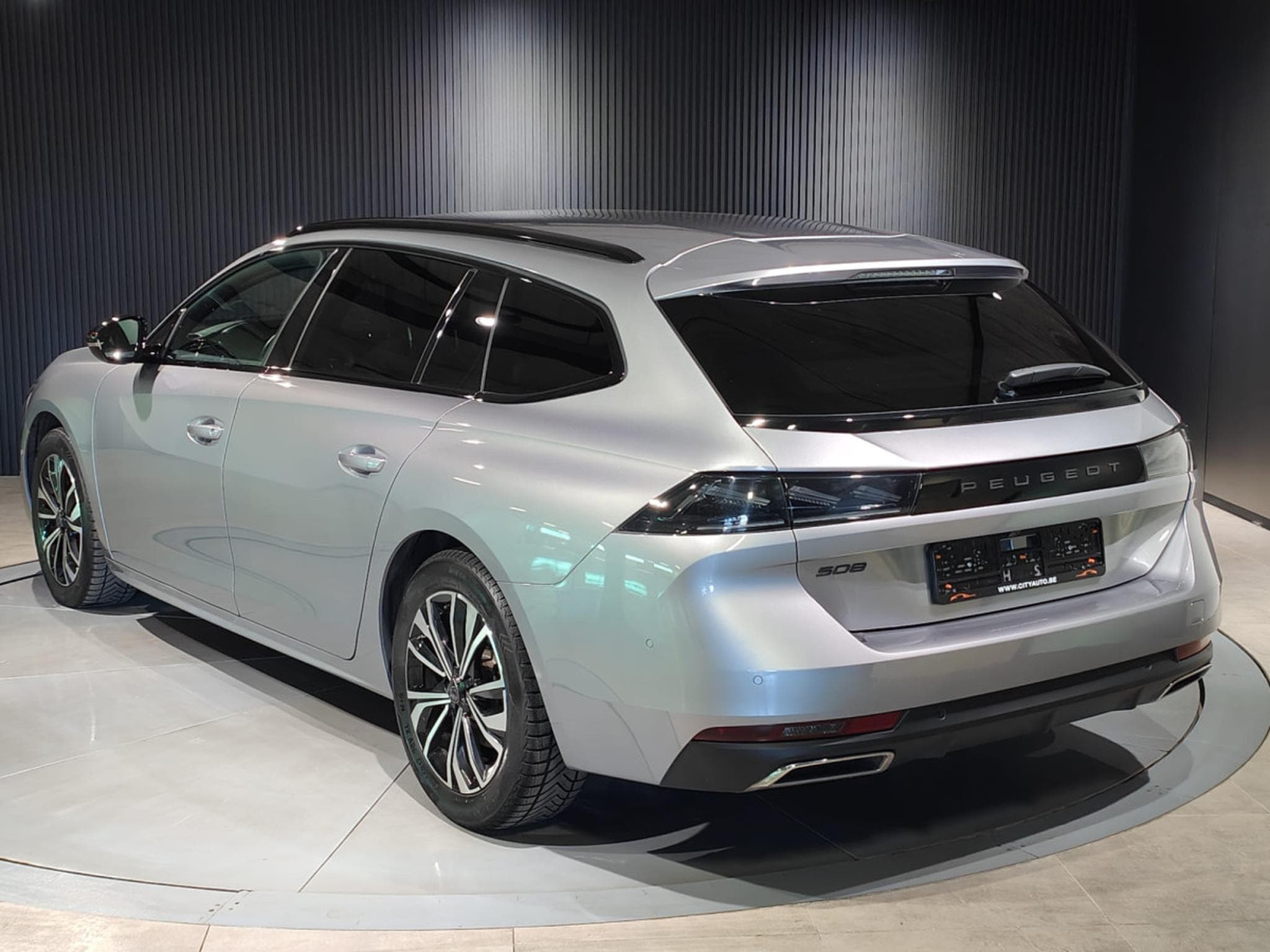Peugeot 508 1.5 HDI ALLURE EAT8 CARPLAY CAMERA 360 PHARES LED (2024) - Photo 4