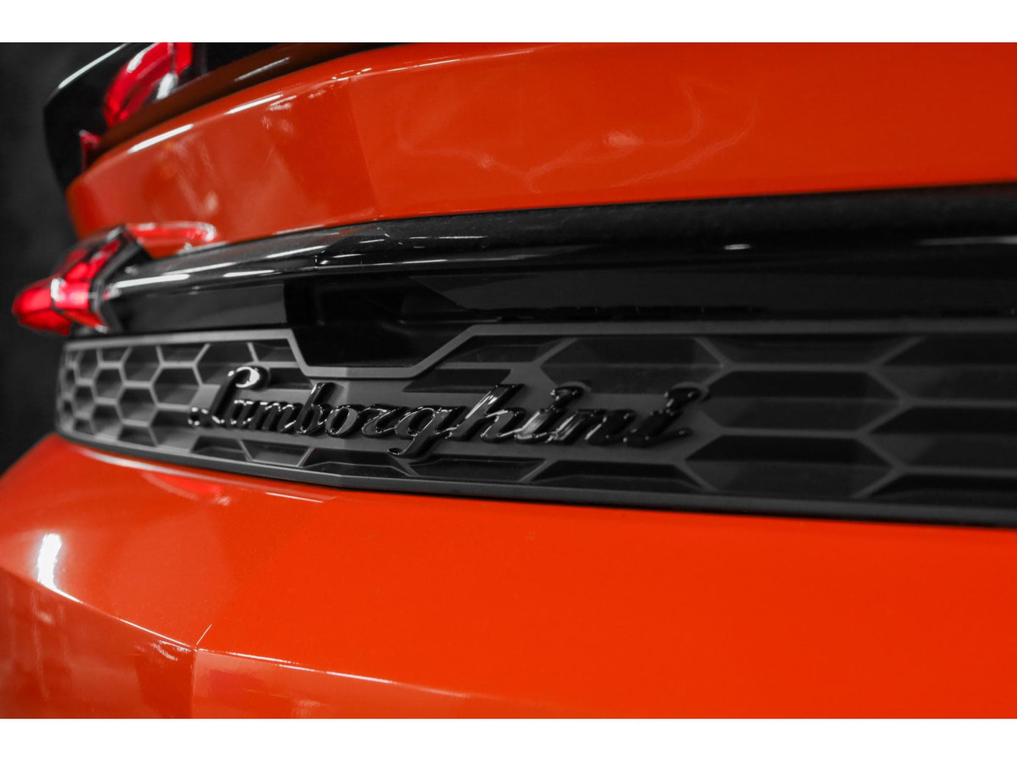 Lamborghini Urus SE - ARANCIO EGON (2025) - Photo 23