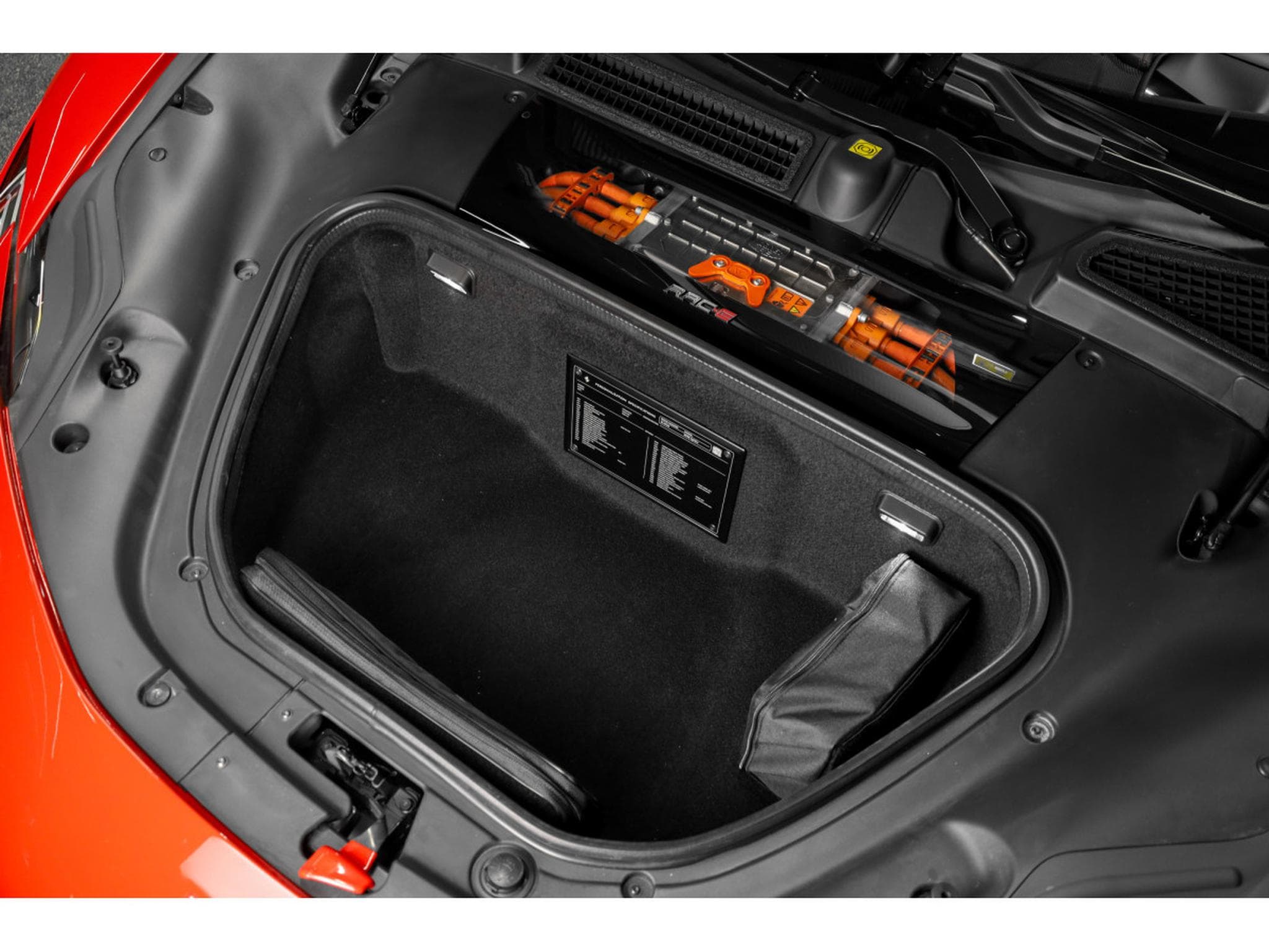 Ferrari SF90 V8 - ROSSO CORSA METALLIC - FULL CARBON (2025) - Photo 20