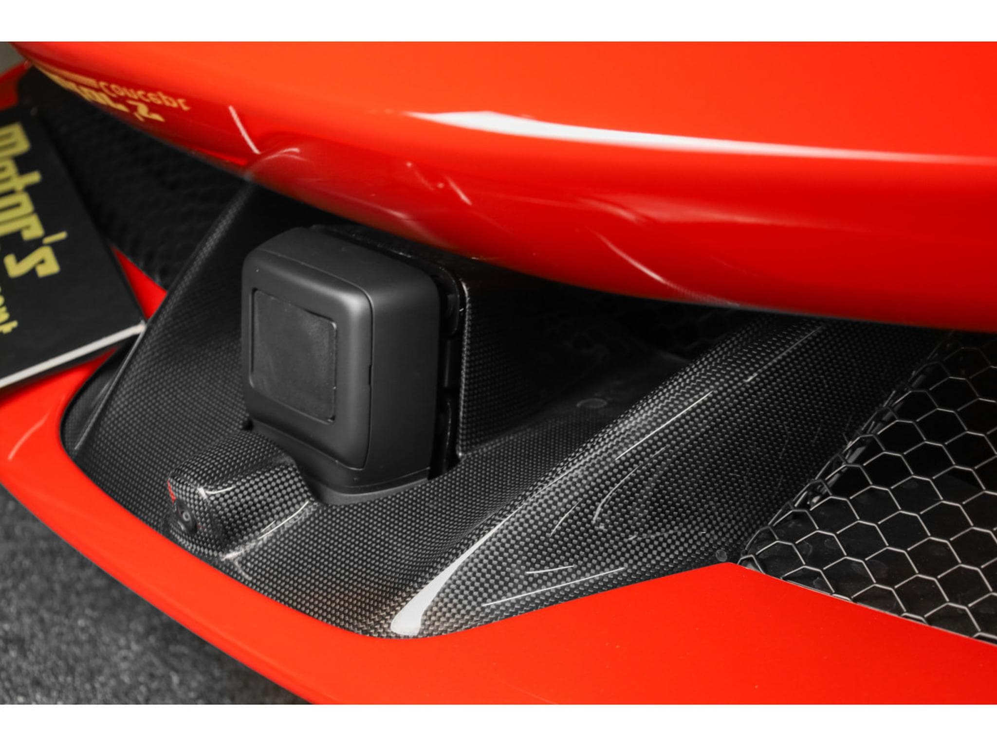 Ferrari SF90 V8 - ROSSO CORSA METALLIC - FULL CARBON (2025) - Photo 21