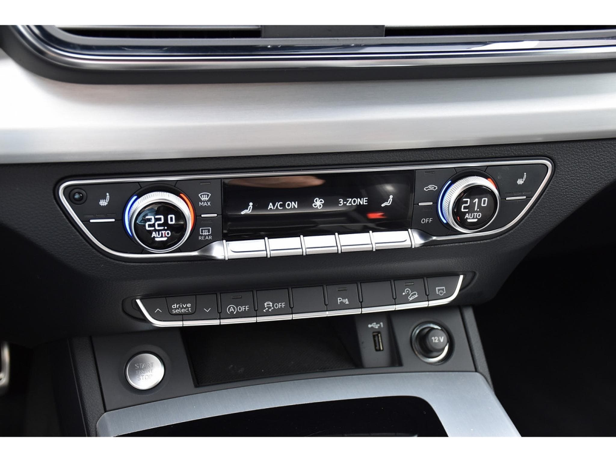Audi Q5 40 TDI Quattro S-Tronic S-Line GPS CAM KEYLESS ATT RMQ (2022) - Photo 15