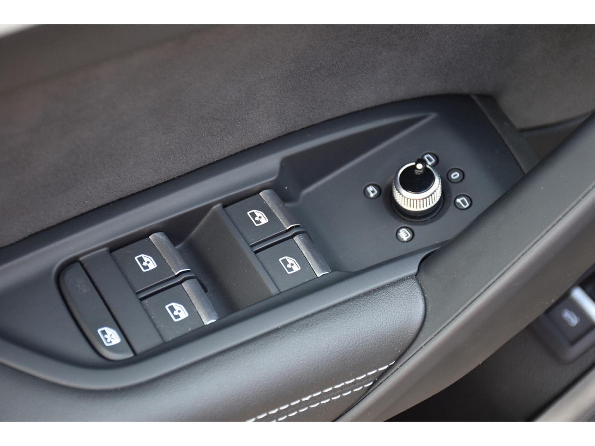 Audi Q5 Sportback 40 TDI Quattro S-Line S-Tronic ACC SIDE MATRIX (2023) - Photo 21