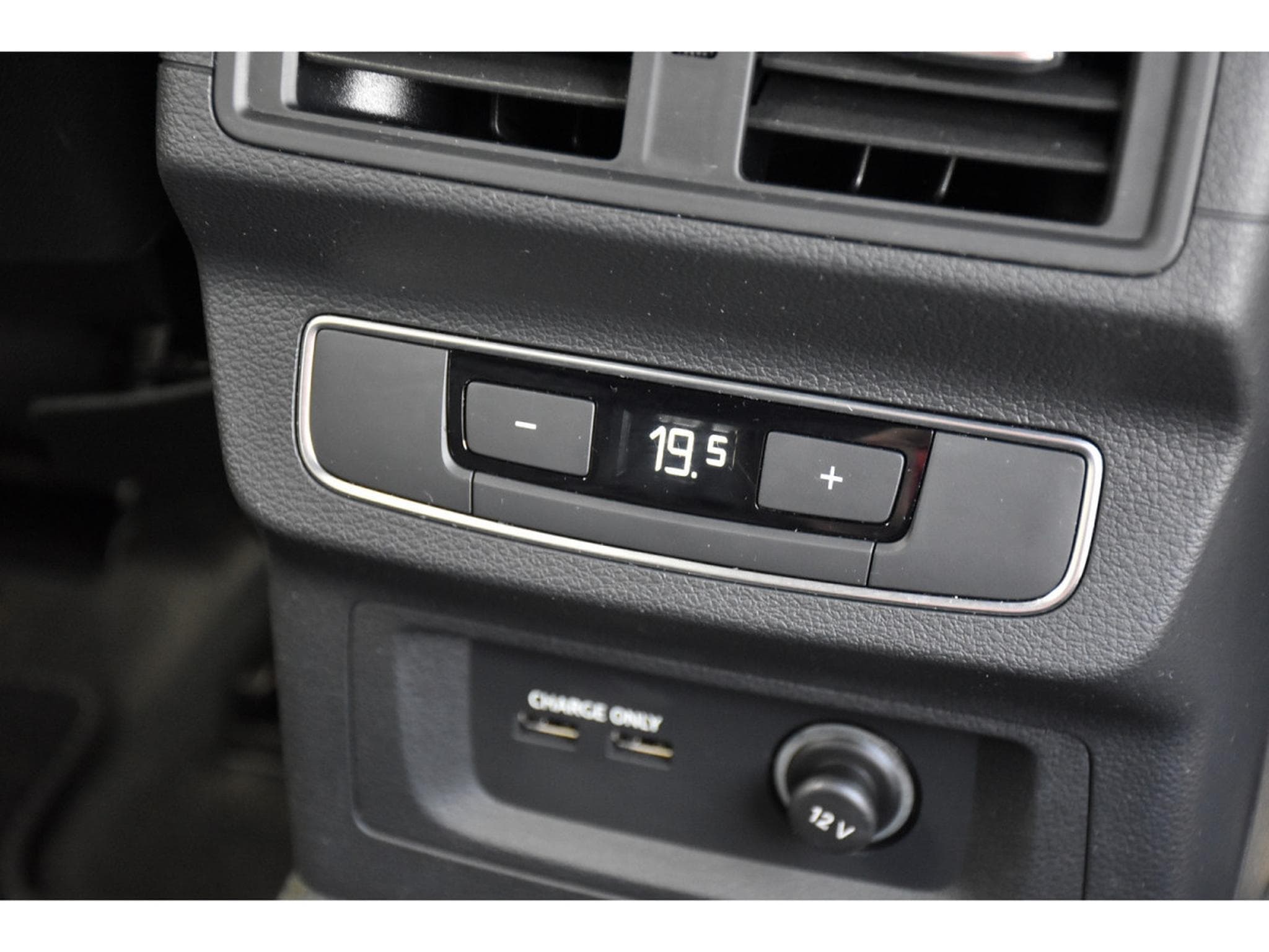 Audi Q5 Sportback 40 TDI Quattro S-Line S-Tronic ACC SIDE MATRIX (2023) - Photo 22