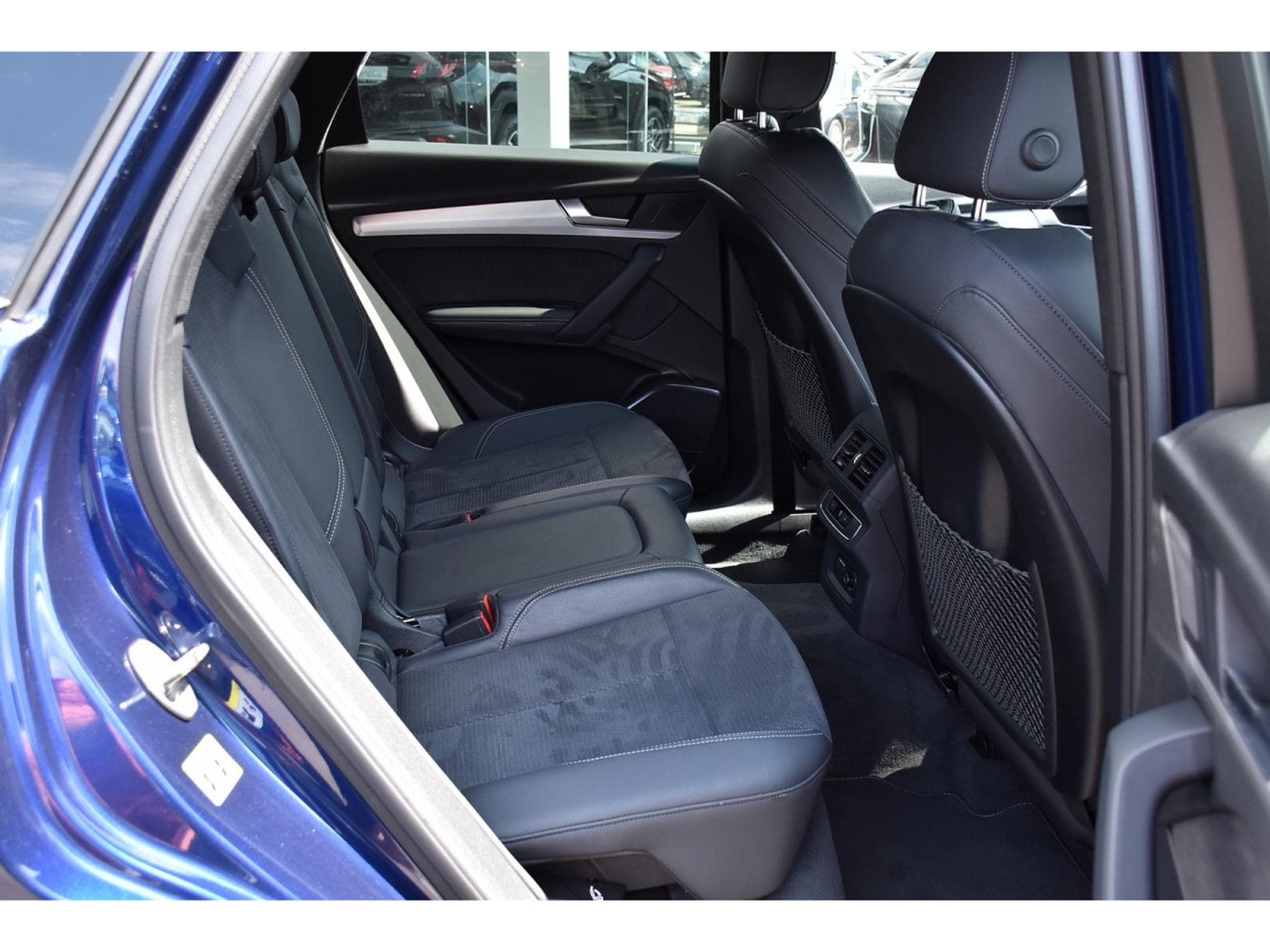 Audi Q5 Sportback 40 TDI Quattro S-Line S-Tronic ACC SIDE MATRIX (2023) - Photo 8