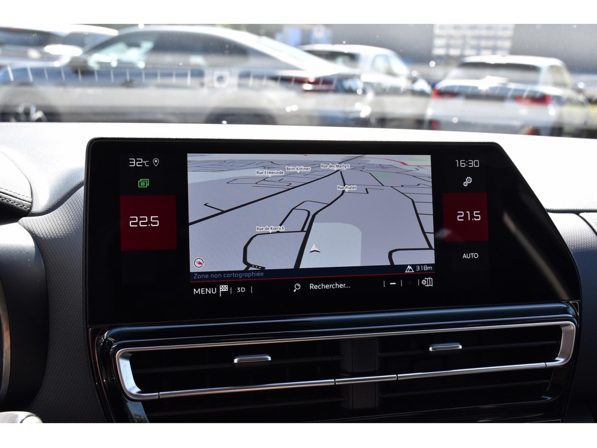 Citroën C5 Aircross 1.2 Hybrid 145 e-DCS6 Max ACC LANE SIDE CAM 1° MAIN (2025) - Photo 10