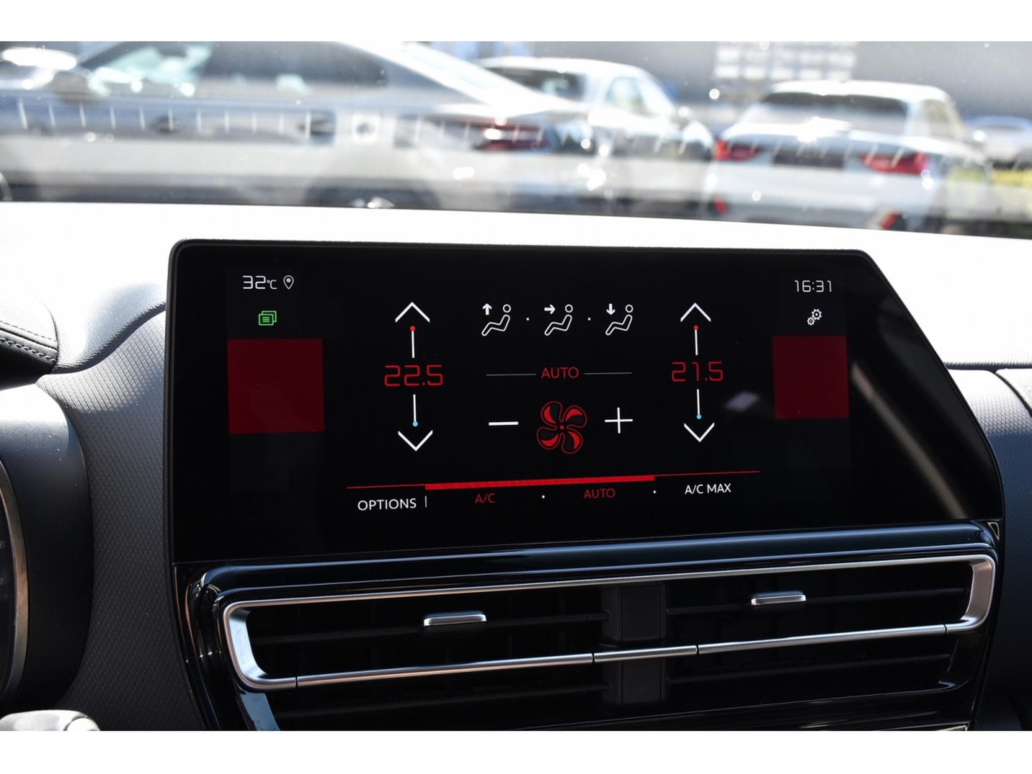 Citroën C5 Aircross 1.2 Hybrid 145 e-DCS6 Max ACC LANE SIDE CAM 1° MAIN (2025) - Photo 16