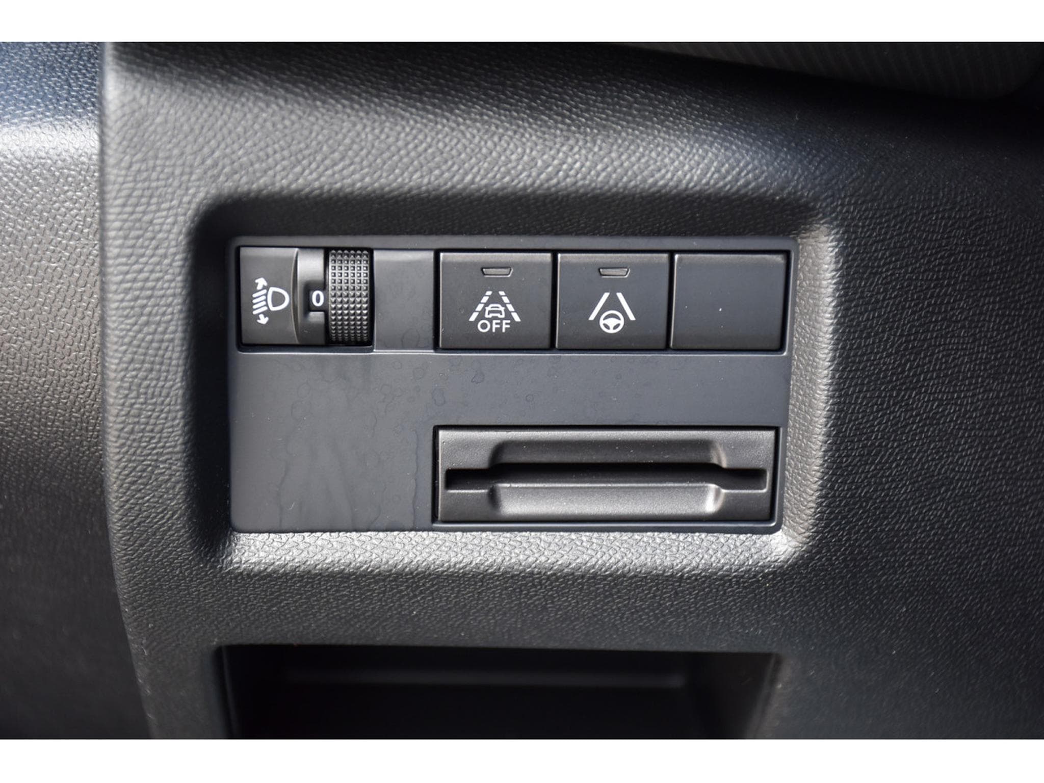 Citroën C5 Aircross 1.2 Hybrid 145 e-DCS6 Max ACC LANE SIDE CAM 1° MAIN (2025) - Photo 21