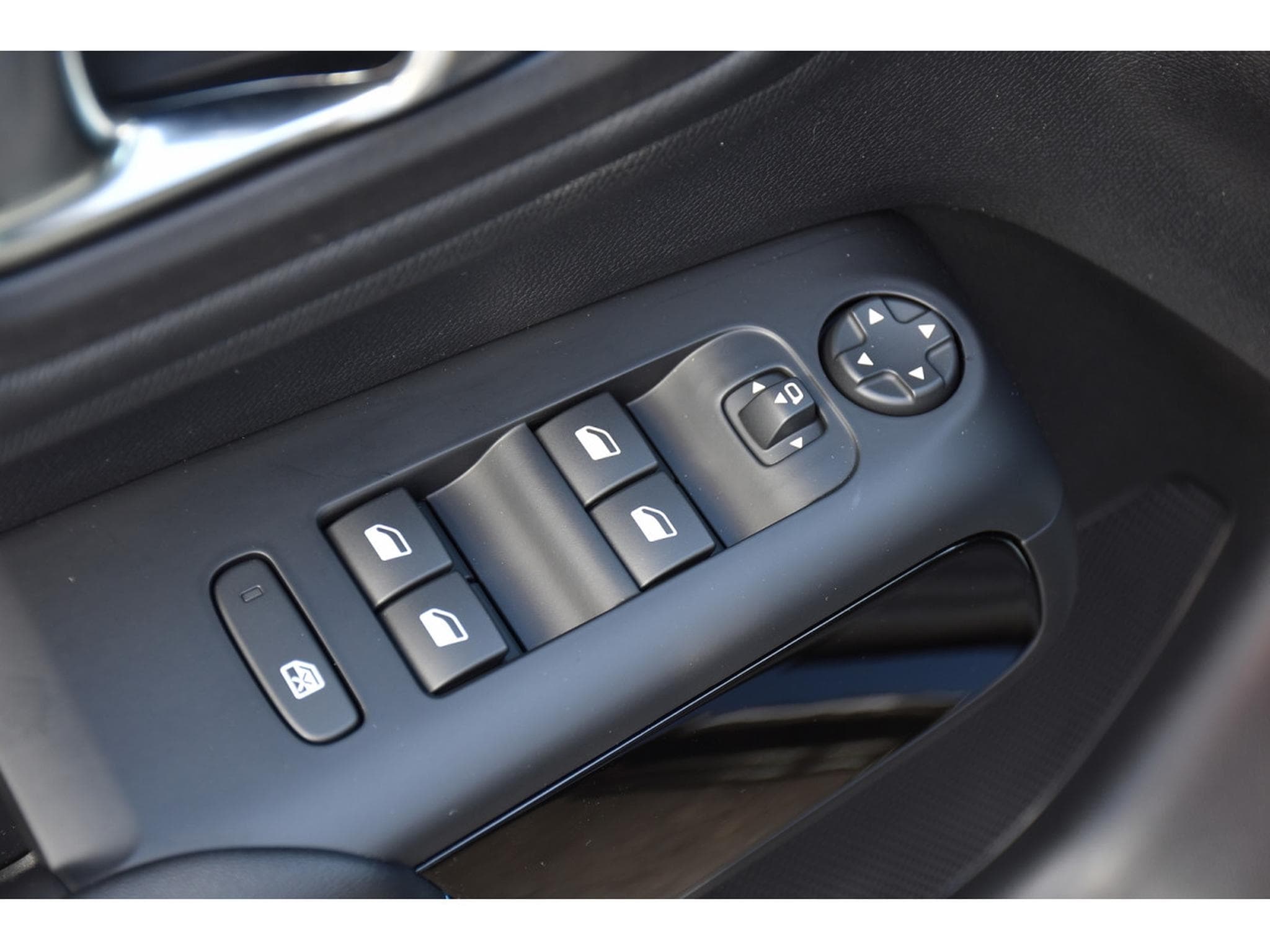 Citroën C5 Aircross 1.2 Hybrid 145 e-DCS6 Max ACC LANE SIDE CAM 1° MAIN (2025) - Photo 22