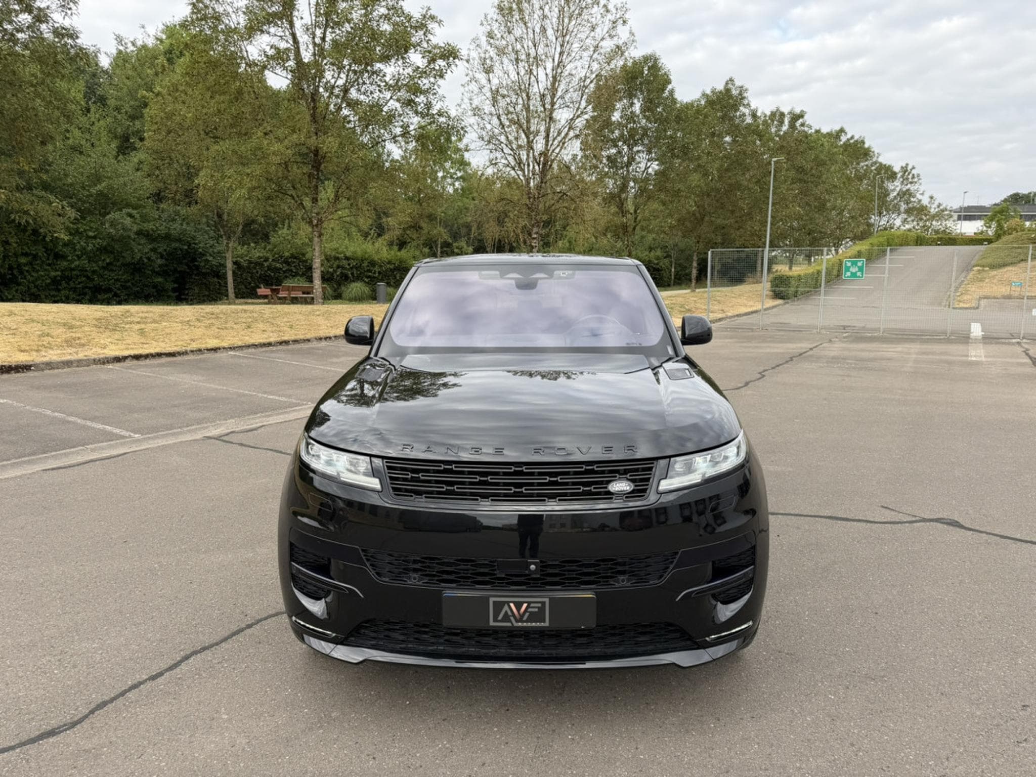 Land-Rover Range Rover Sport P530 First Edition - 4.4 V8 - Black Pack - Panoramic Roof (2023) - Photo 2