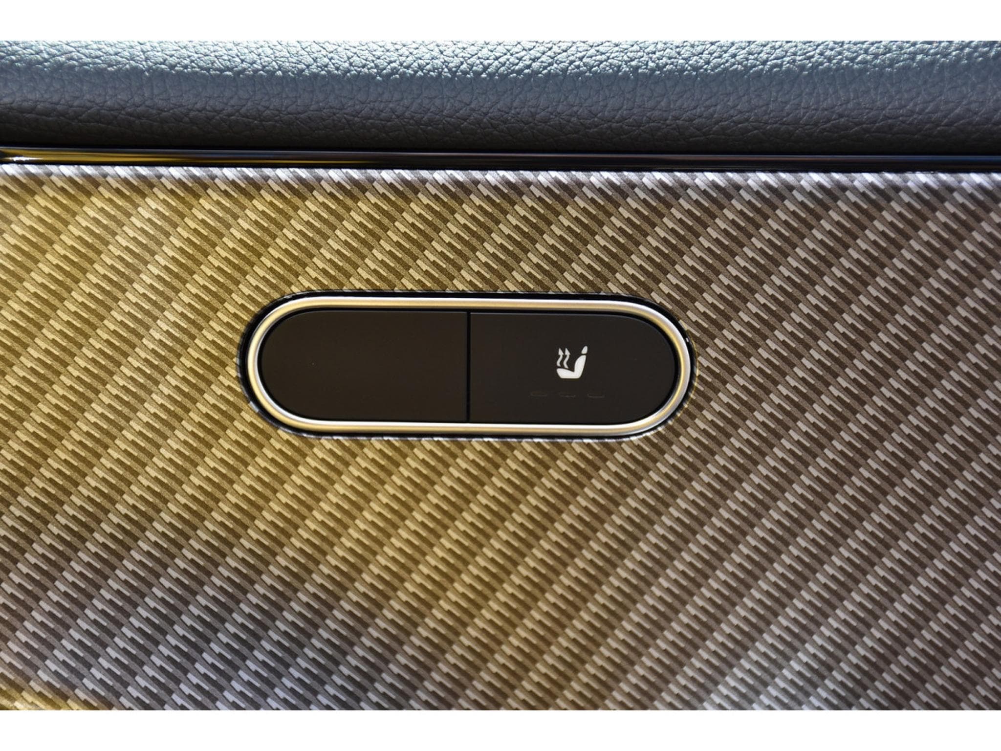 Mercedes A 200 d Progressive 8G-DCT TISSU-CUIR GPS CAM P.NIGHT 1° MAIN (2024) - Photo 22