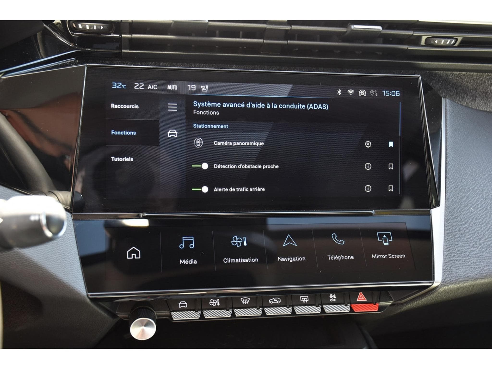 Peugeot 408 1.2 turbo 130 Allure EAT8 SG CHFF LANE CAM360 JA19 1° MAIN (2024) - Photo 14