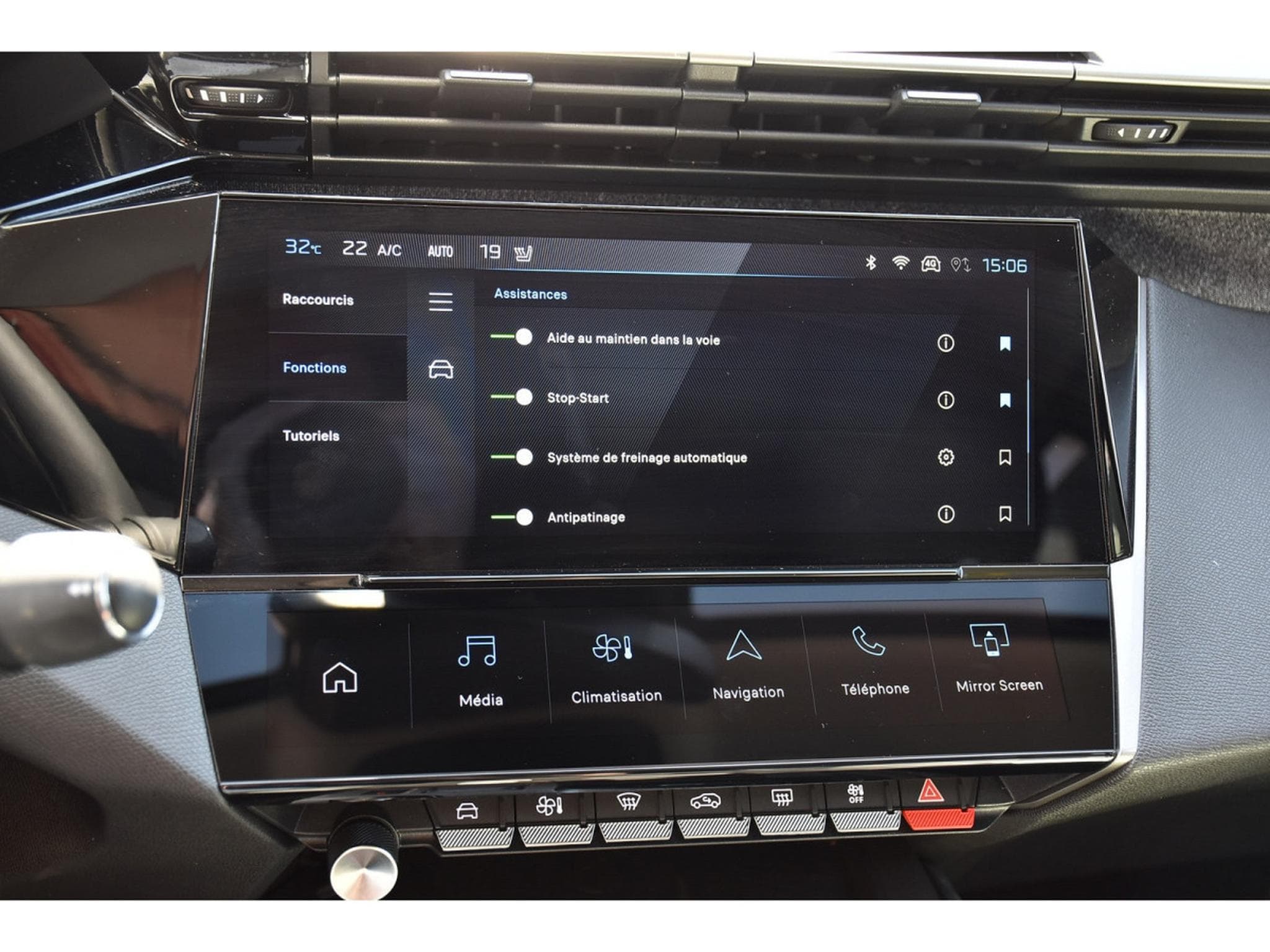 Peugeot 408 1.2 turbo 130 Allure EAT8 SG CHFF LANE CAM360 JA19 1° MAIN (2024) - Photo 15