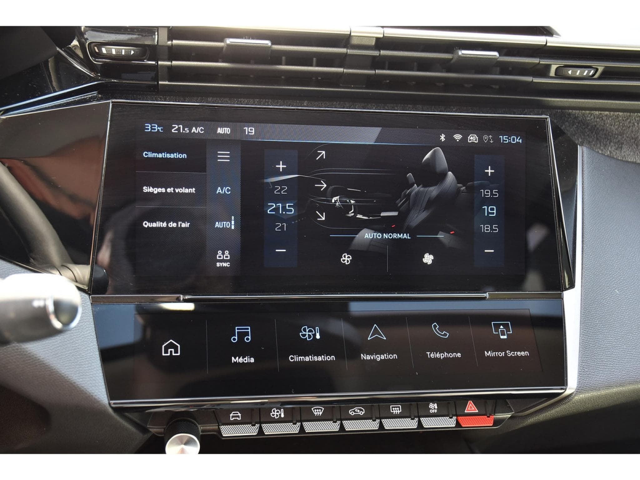 Peugeot 408 1.2 turbo 130 Allure EAT8 SG CHFF LANE CAM360 JA19 1° MAIN (2024) - Photo 17