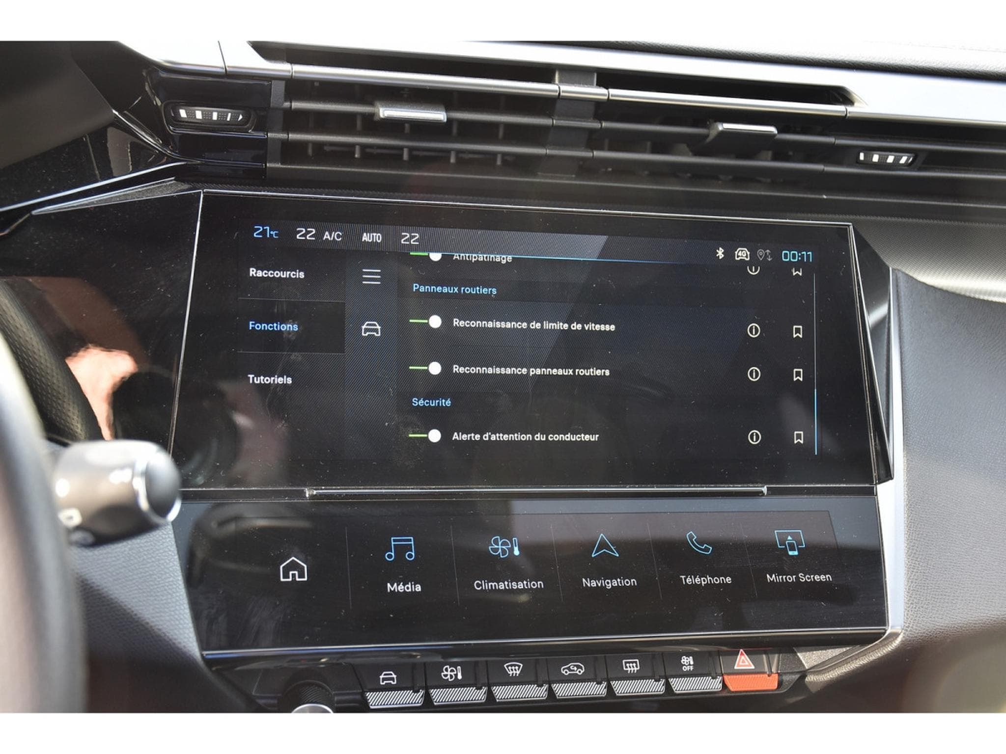 Peugeot 308 SW 1.6 PHEV Hybrid 225 GT e-EAT8 FOCAL ACC CAM360 1° MAIN (2024) - Photo 17
