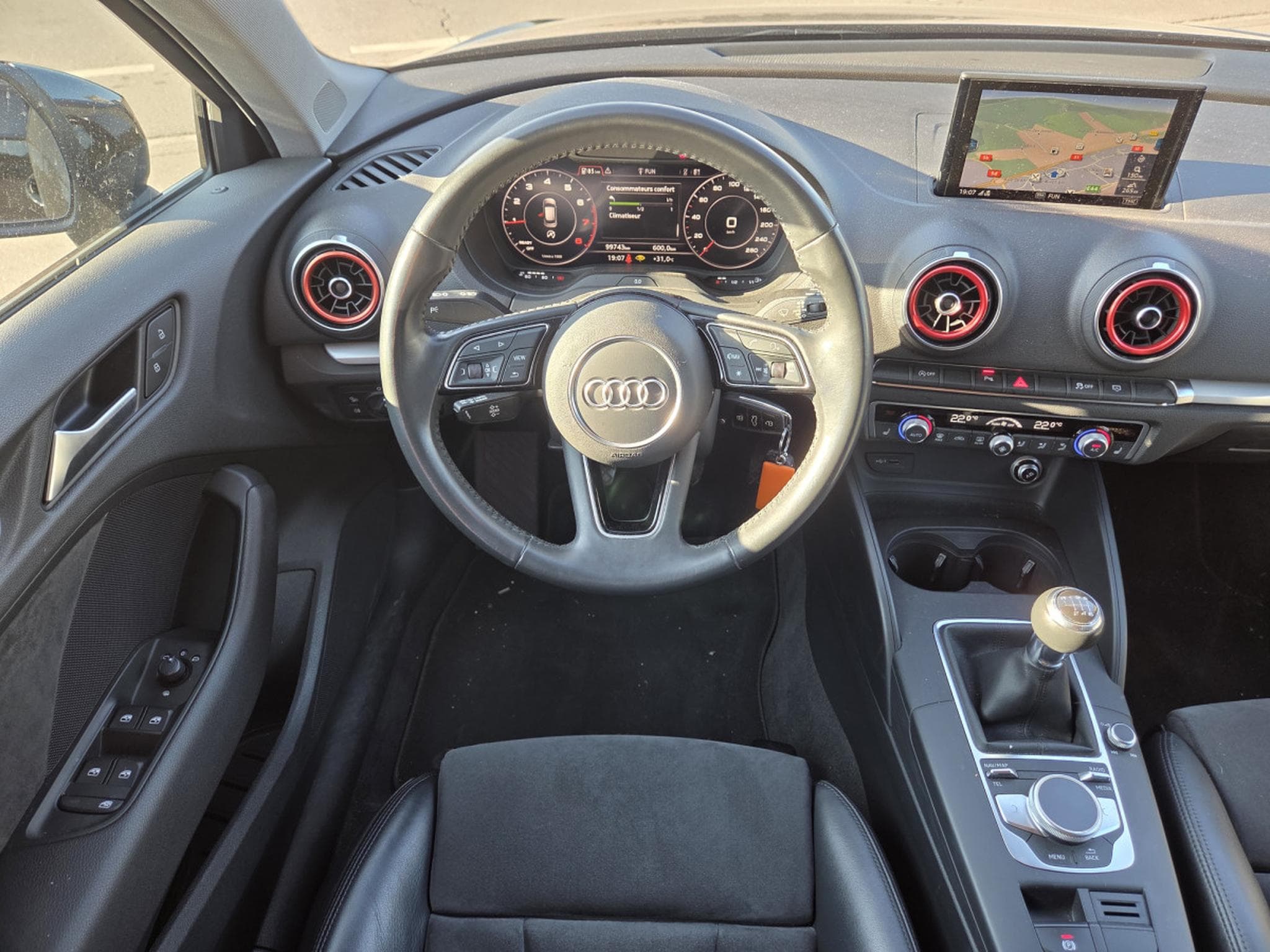 Audi A3 SPORTBACK 30TFSI 116CV S-LINE (2020) - Photo 10