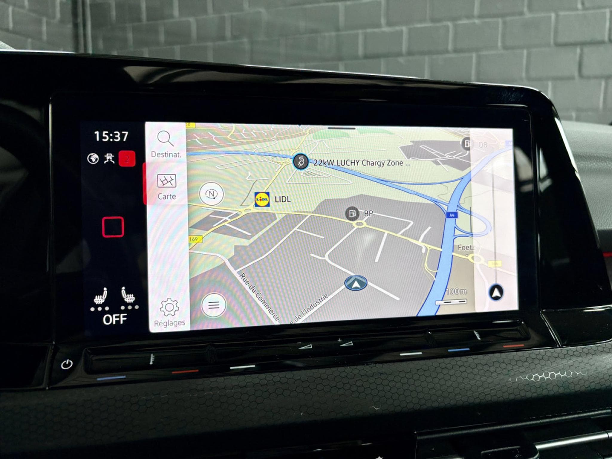 VW Golf GTD 2.0 TDI DSG7 200 CV *CAM* ACC* CARPLAY * (2024) - Photo 13