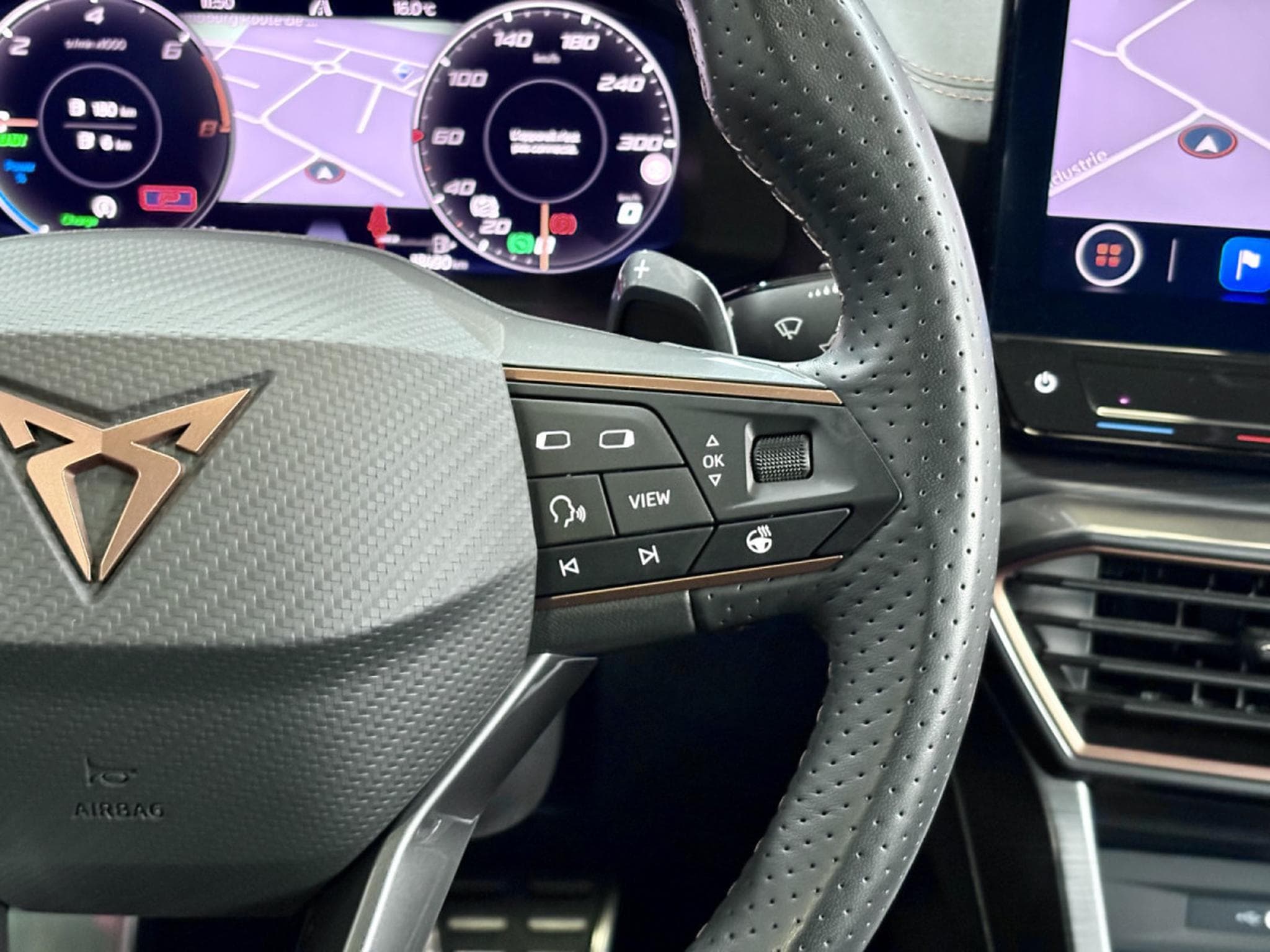 Cupra Formentor VZ 245CV eHybrid PHEV DSG6 *CAM* *ATTELAGE* HAYON* (2023) - Photo 10