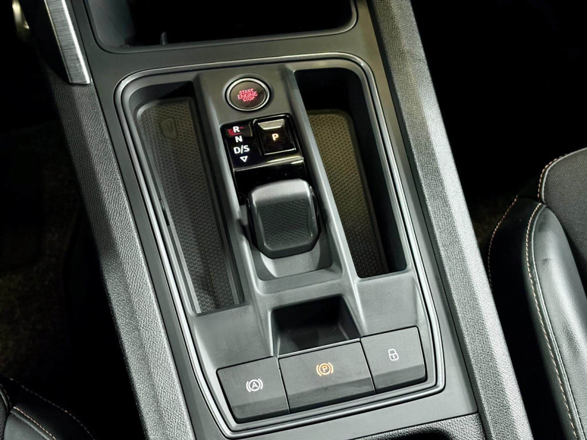 Cupra Formentor VZ 245CV eHybrid PHEV DSG6 *CAM* *ATTELAGE* HAYON* (2023) - Photo 11
