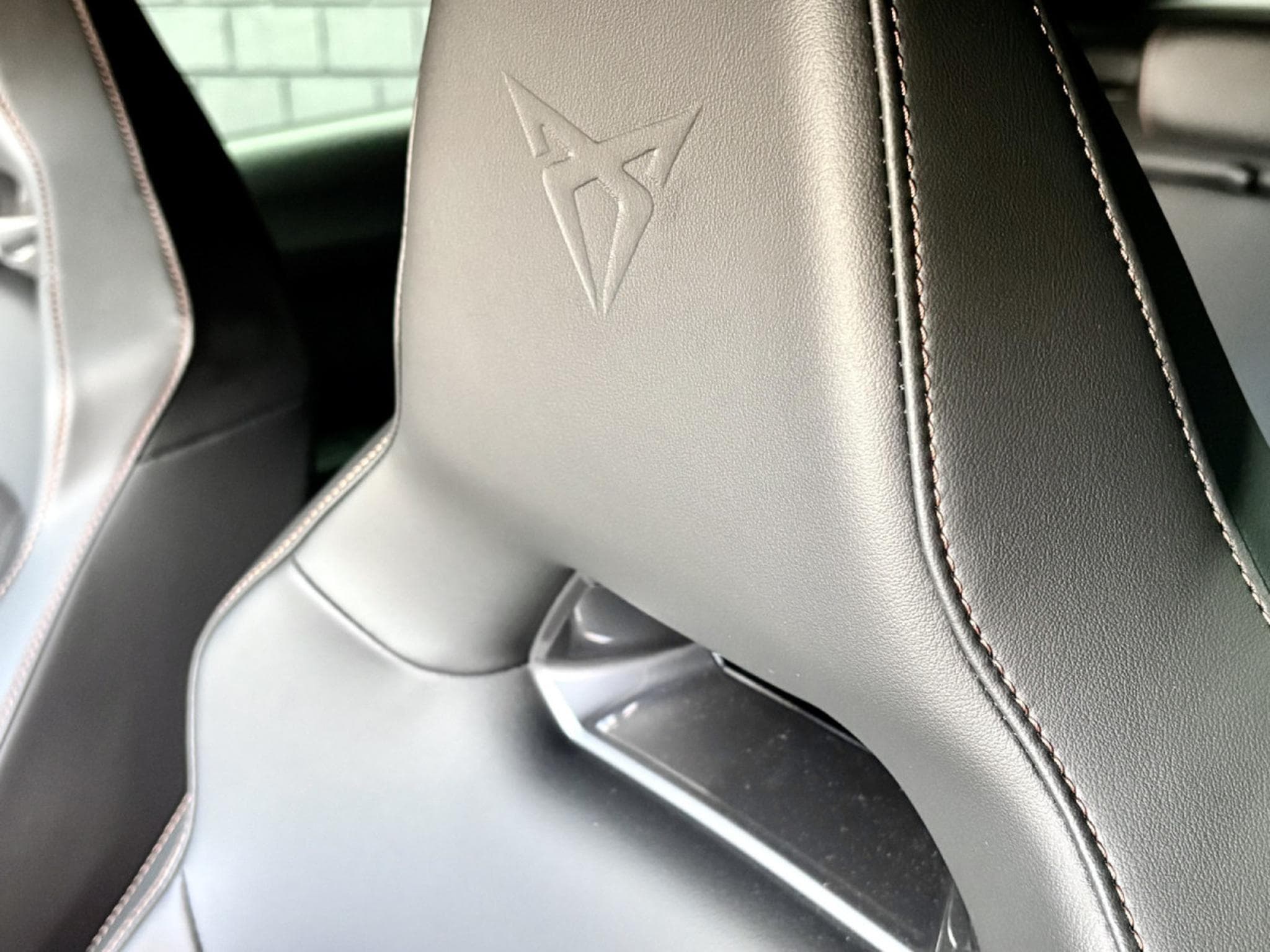 Cupra Leon ST 2.0 TSI 245 CV * VSS * ACC * (2024) - Photo 7