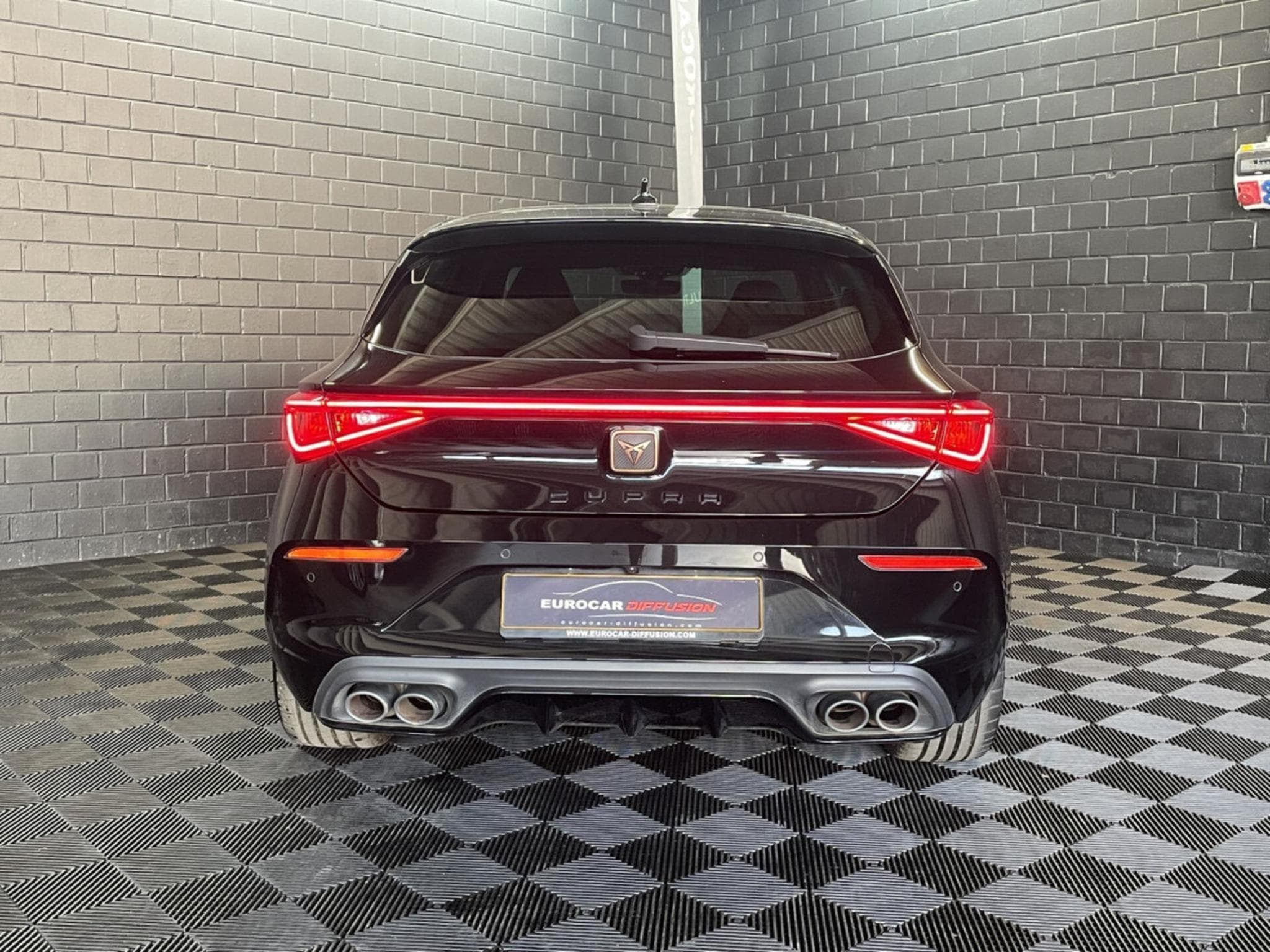 Cupra Leon VZ 2.0 TSI 300CV *SIEGES CHAUFF* (2024) - Photo 5