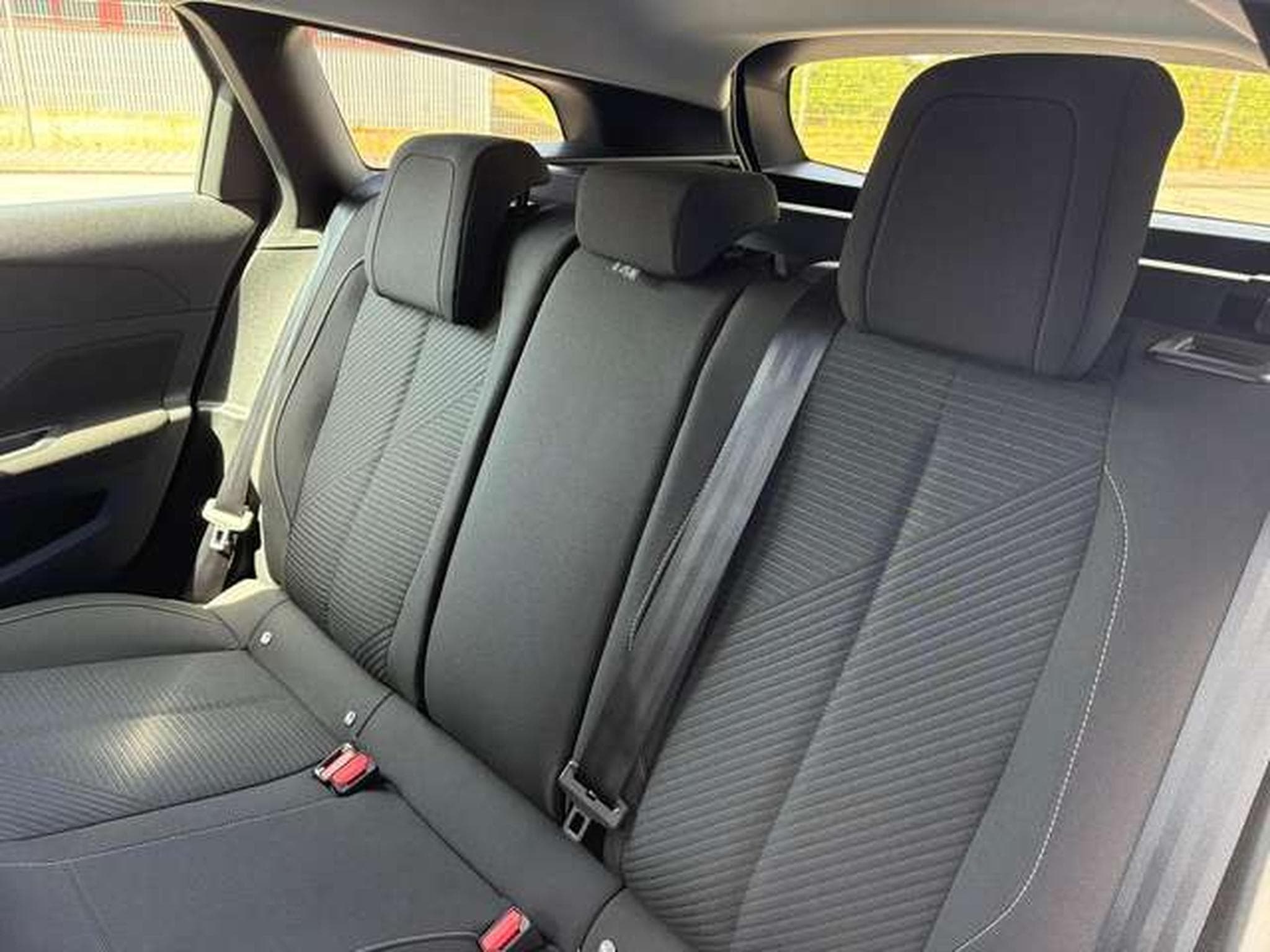 Peugeot 308 308 SW PureTech 130 Active Pack (2023) - Photo 13