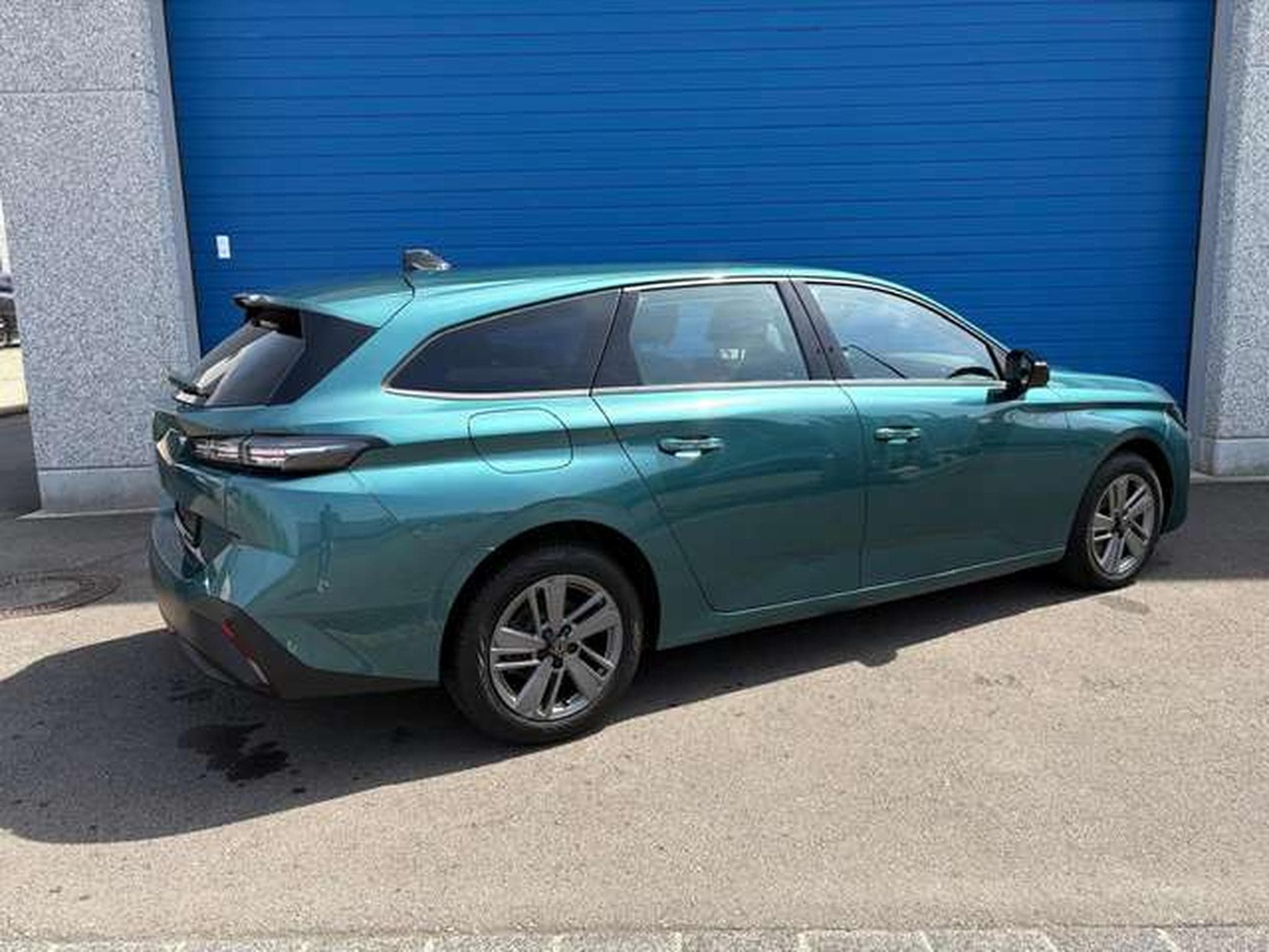 Peugeot 308 308 SW PureTech 130 Active Pack (2023) - Photo 3