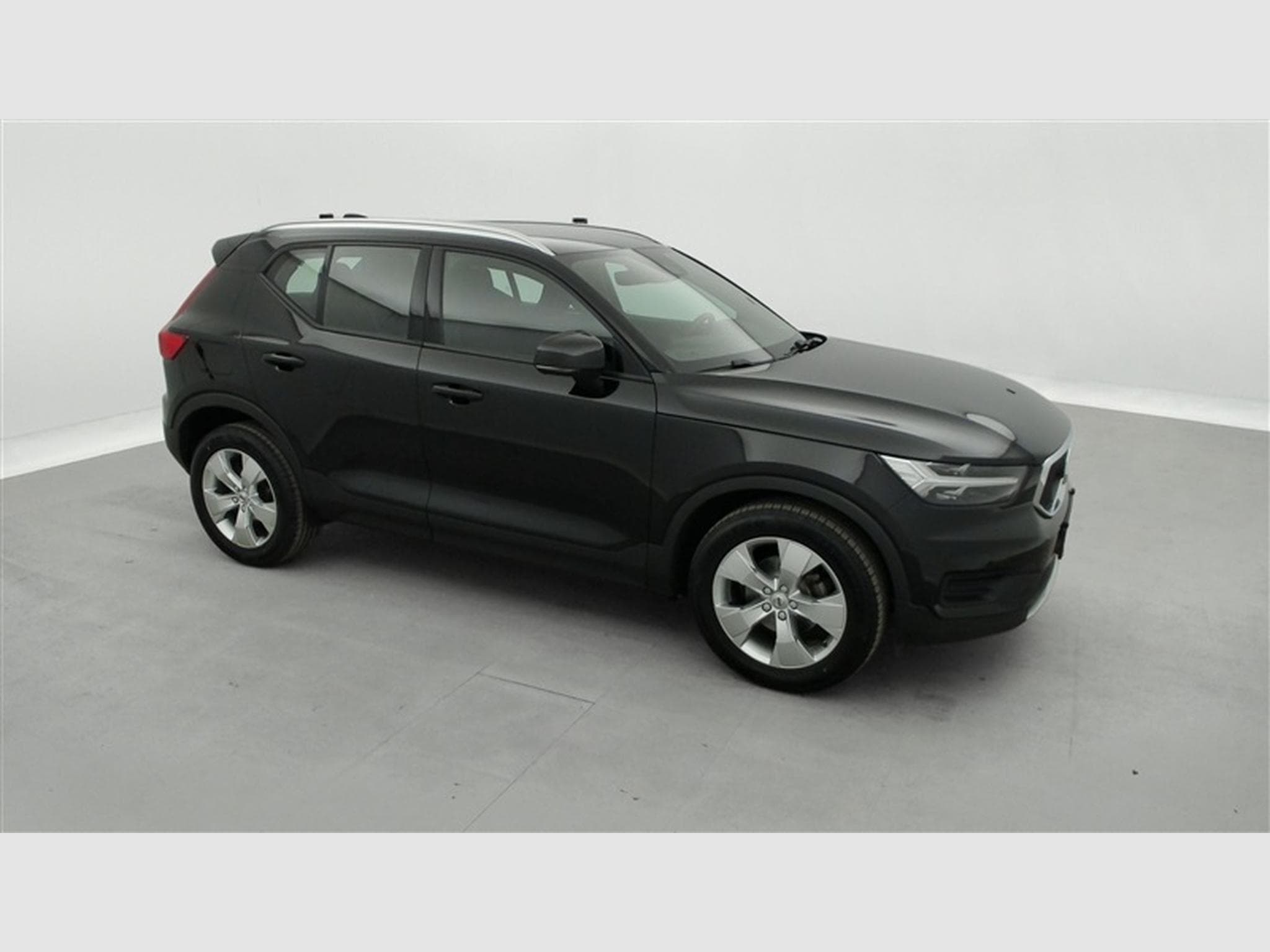 Volvo XC40 1.5 T2 Momentum Pro NAVI/FULL LED/JA/PDC AV AR (2021) - Photo 24