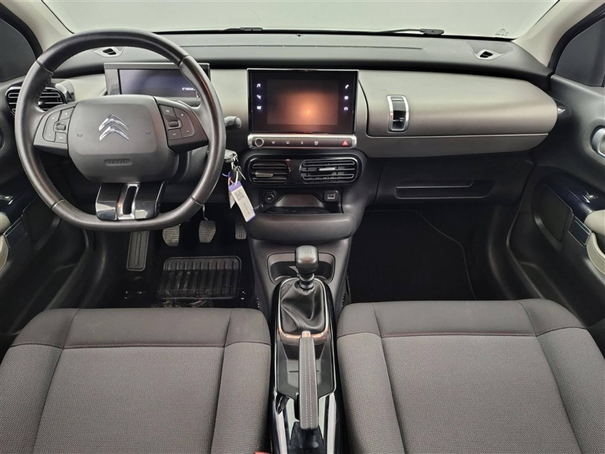 Citroen C4 Cactus 1.5 BlueHDi Feel NAVI / PDC AV+AR (2020) - Photo 8