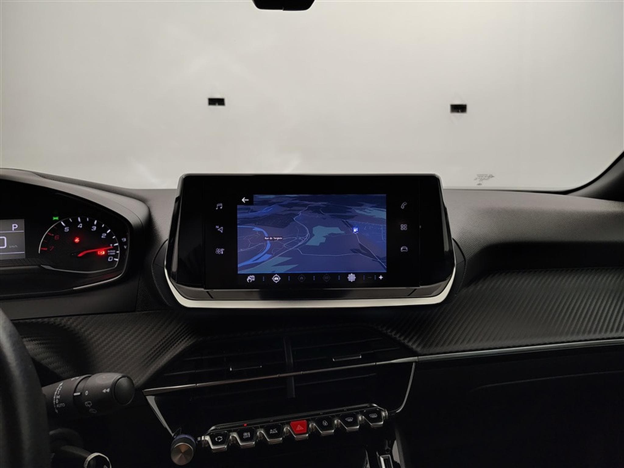 Peugeot 2008 1.2 PureTech 130Cv EAT8 Allure S-CUIR / NAVI / FULL LED (2023) - Photo 11