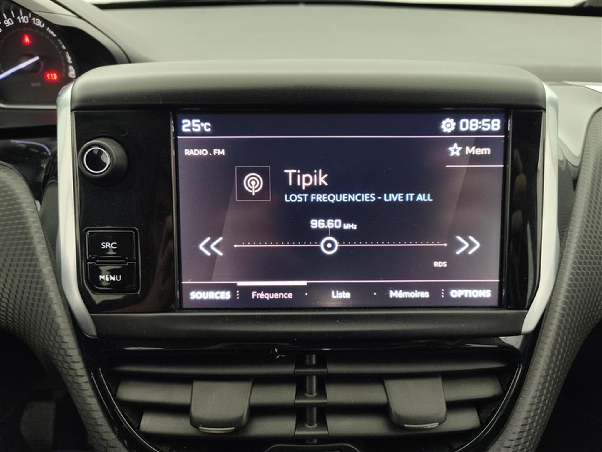 Peugeot 2008 1.2 PureTech 82Cv Active CLIM / BLUETOOTH / PDC (2019) - Photo 11
