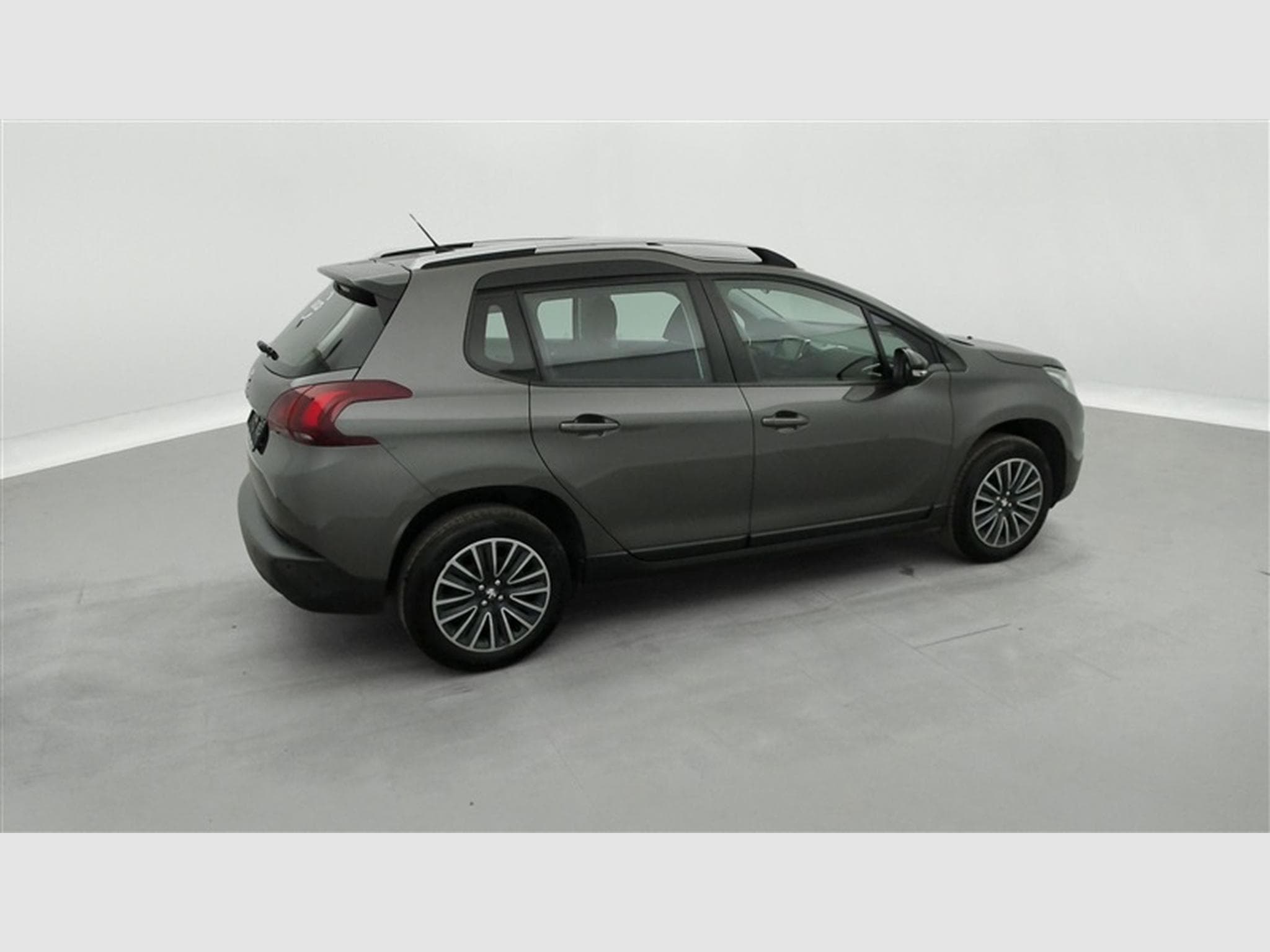 Peugeot 2008 1.2 PureTech 82Cv Active CLIM / BLUETOOTH / PDC (2019) - Photo 24