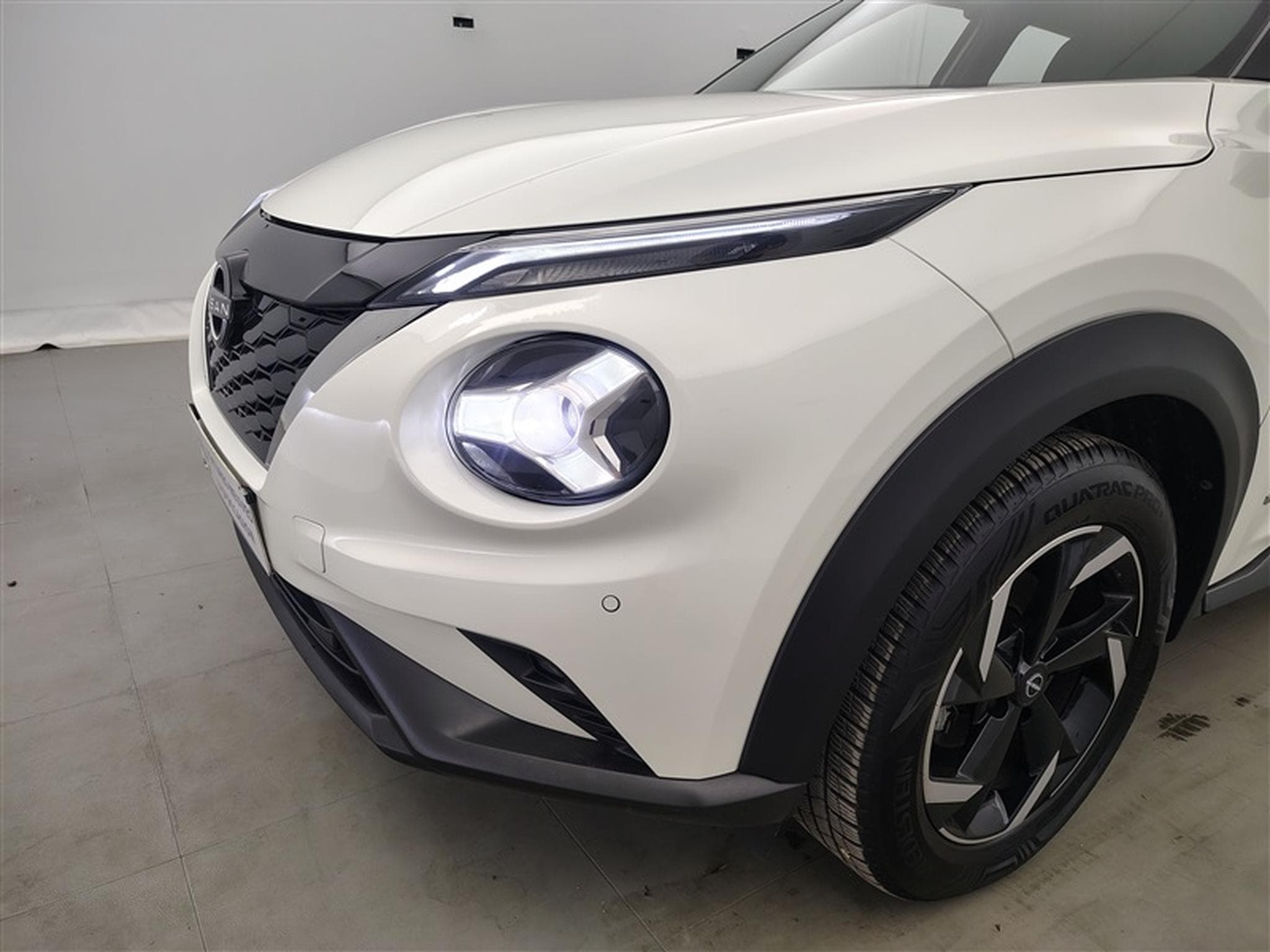 Nissan Juke 1.6 HEV N-Connecta AMT (2023) - Photo 15
