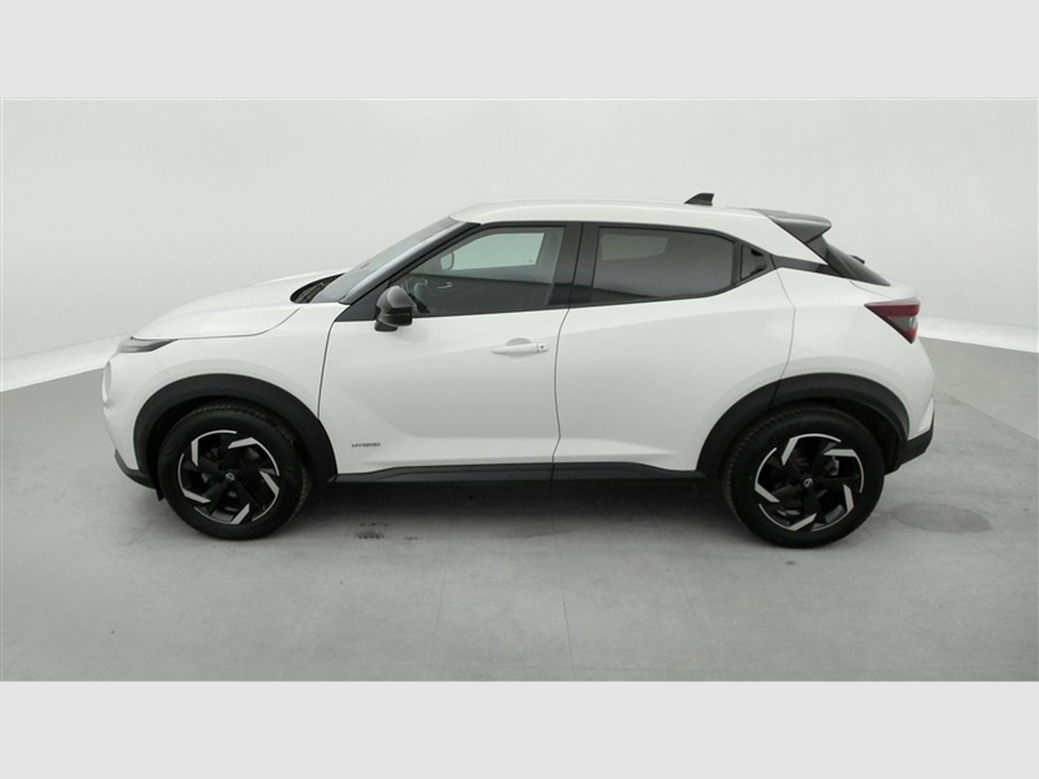 Nissan Juke 1.6 HEV N-Connecta AMT (2023) - Photo 3