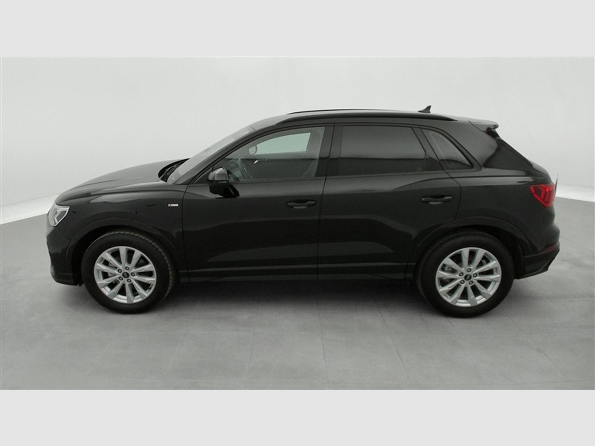 Audi Q3 35 TFSI 150cv S-Line NAVI / FULL LED / CUIR PARTIEL / JA 18" (2020) - Photo 3