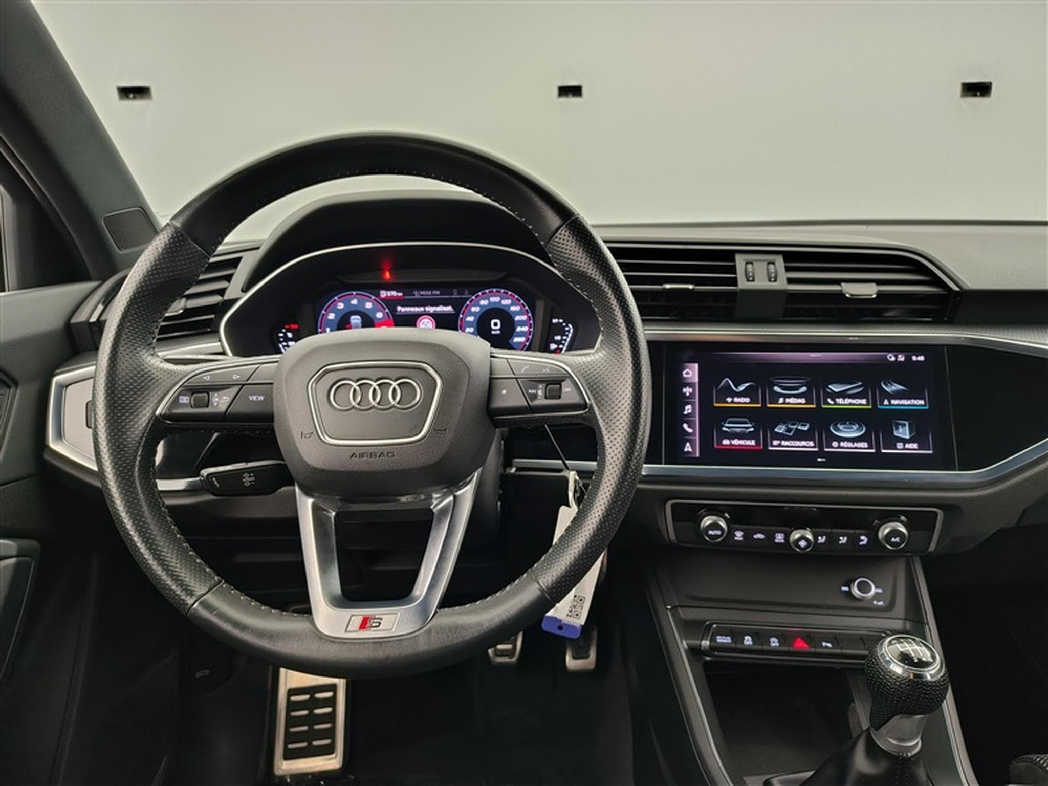 Audi Q3 35 TFSI 150cv S-Line NAVI / FULL LED / CUIR PARTIEL / JA 18" (2020) - Photo 9