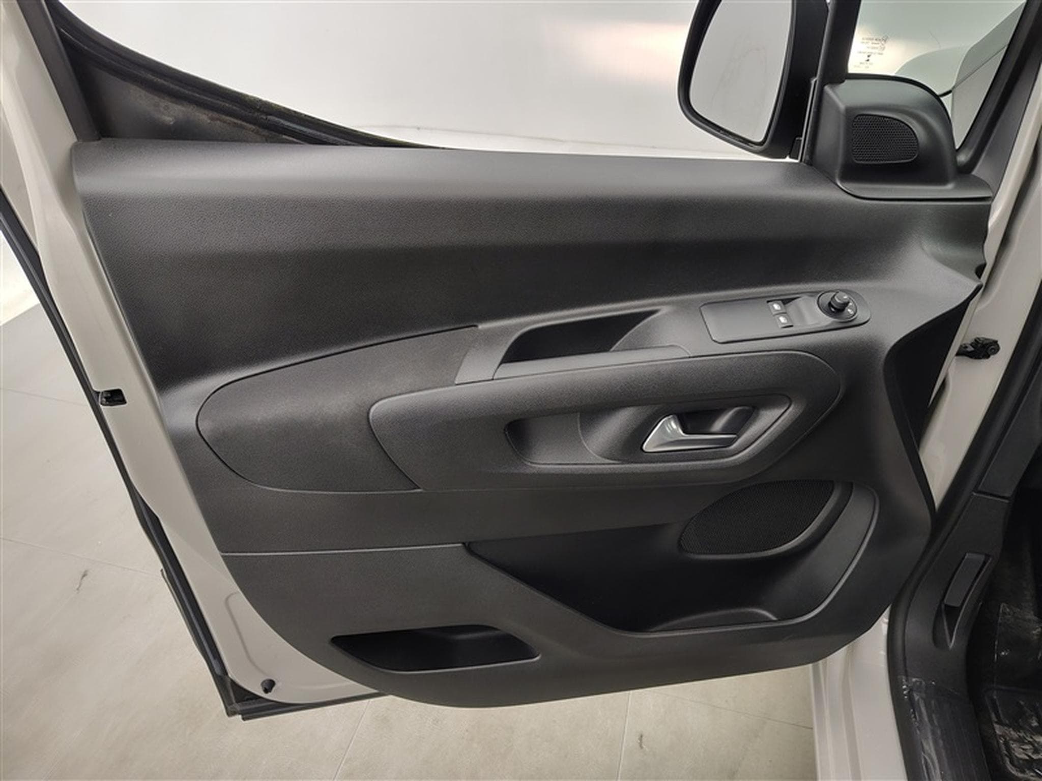 Citroen Berlingo 1.2 PureTech M *NAVI/CAM360/CARPLAY/PDC* (2022) - Photo 17