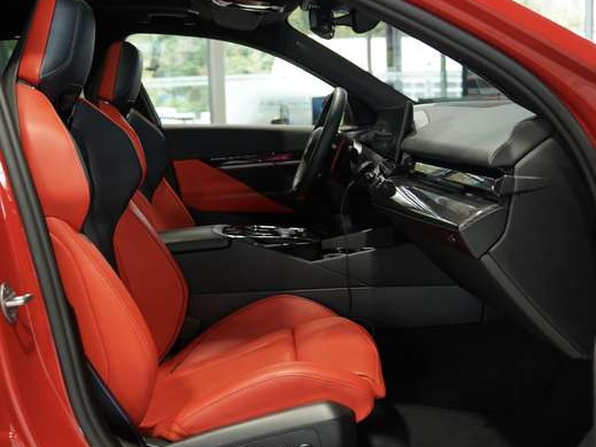 BMW M5 Touring 1.H *Carbon*Keramik*Grail*RossoCorsa (2025) - Photo 20