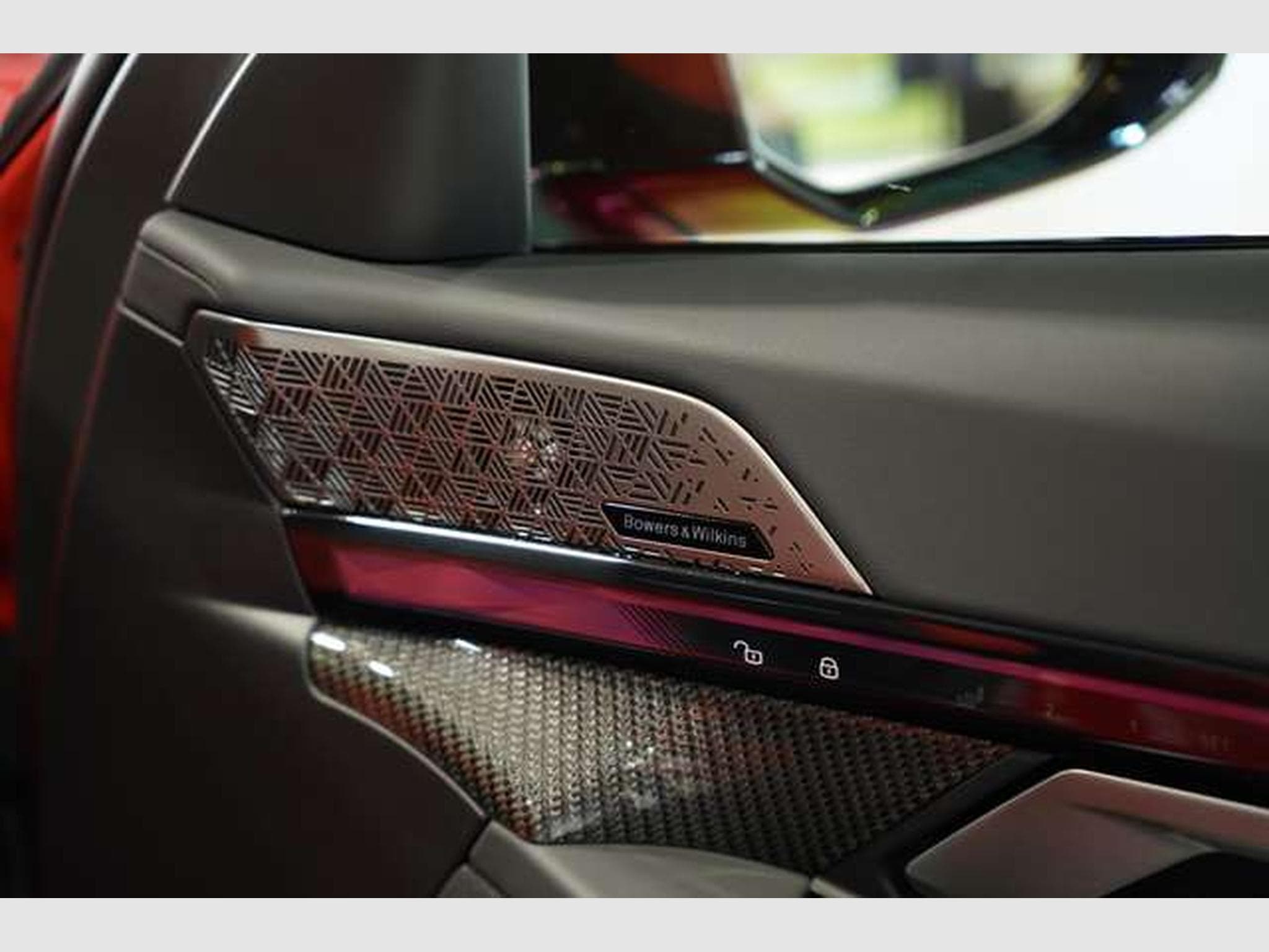 BMW M5 Touring 1.H *Carbon*Keramik*Grail*RossoCorsa (2025) - Photo 24