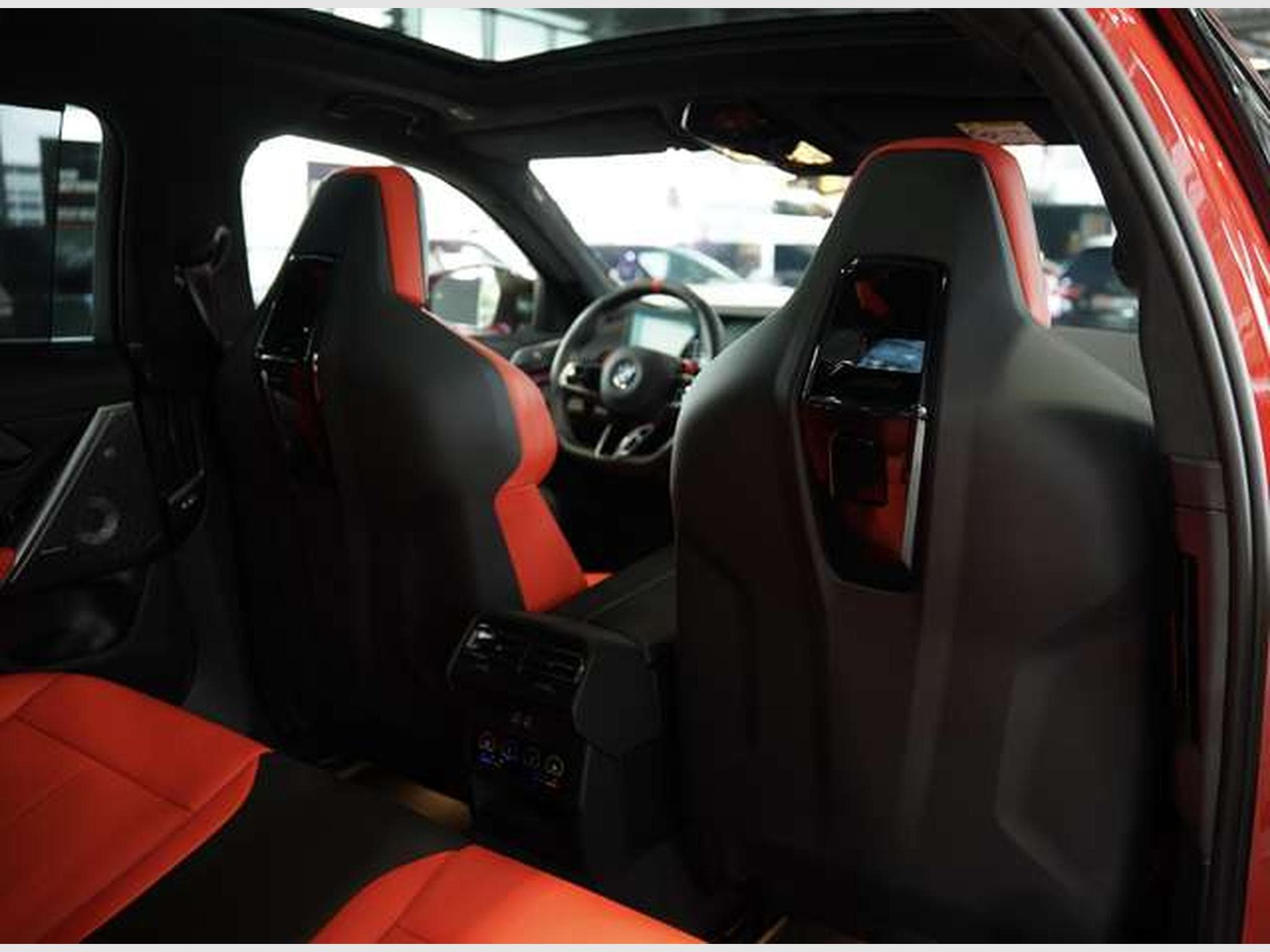 BMW M5 Touring 1.H *Carbon*Keramik*Grail*RossoCorsa (2025) - Photo 30