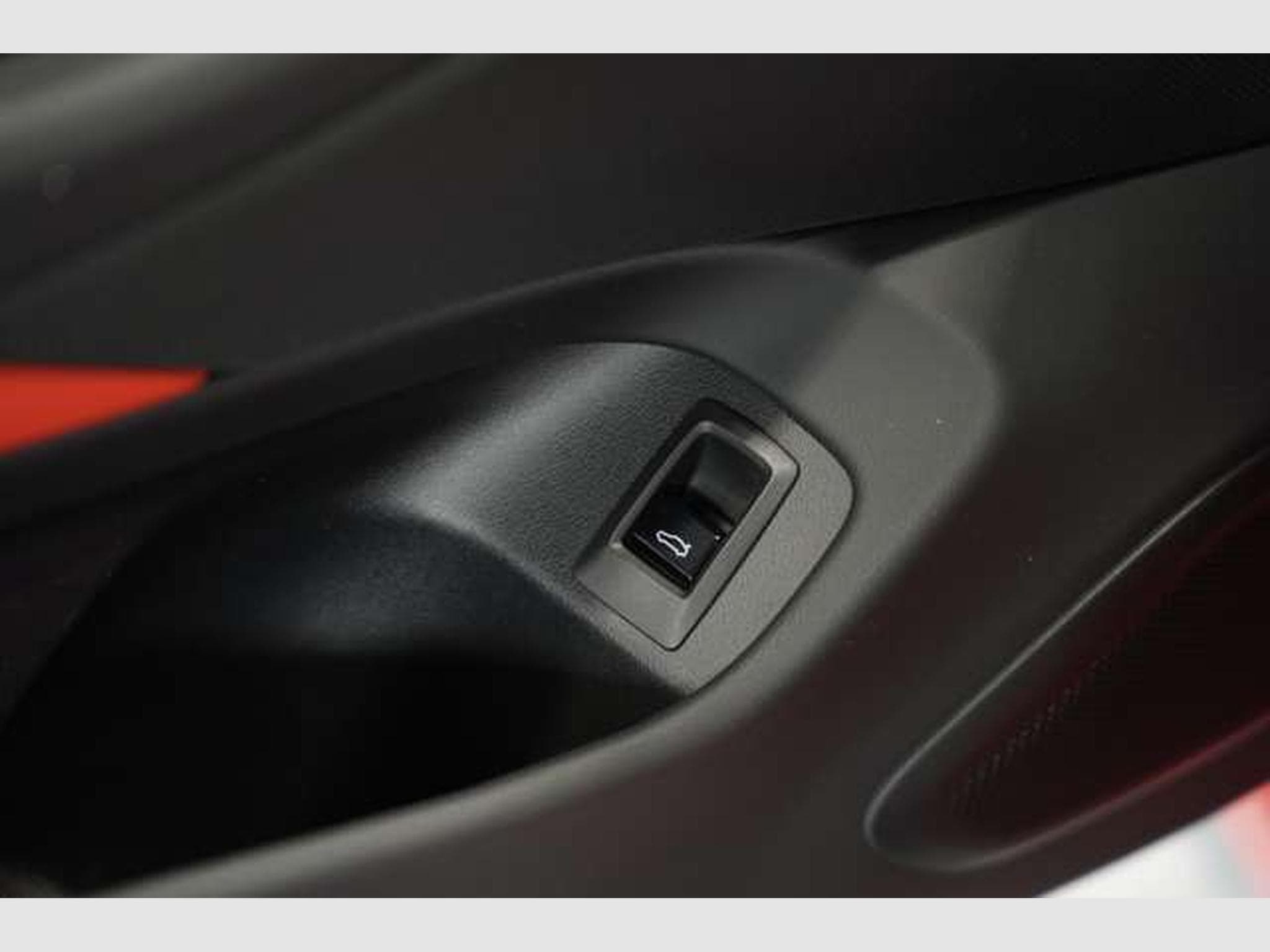 BMW M5 Touring 1.H *Carbon*Keramik*Grail*RossoCorsa (2025) - Photo 33