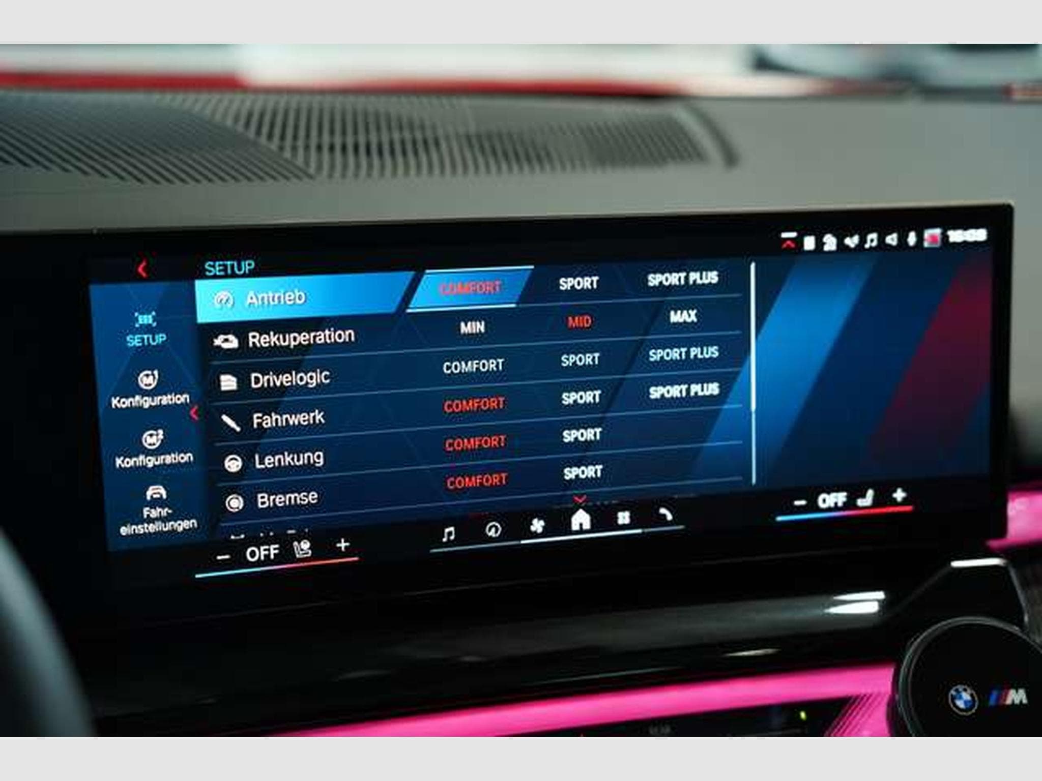 BMW M5 Touring 1.H *Carbon*Keramik*Grail*RossoCorsa (2025) - Photo 39