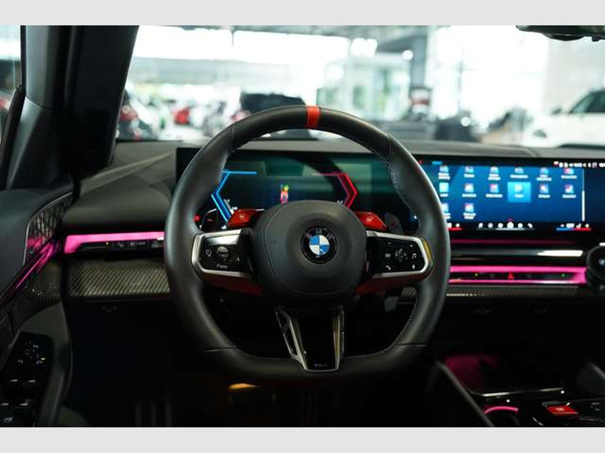 BMW M5 Touring 1.H *Carbon*Keramik*Grail*RossoCorsa (2025) - Photo 45