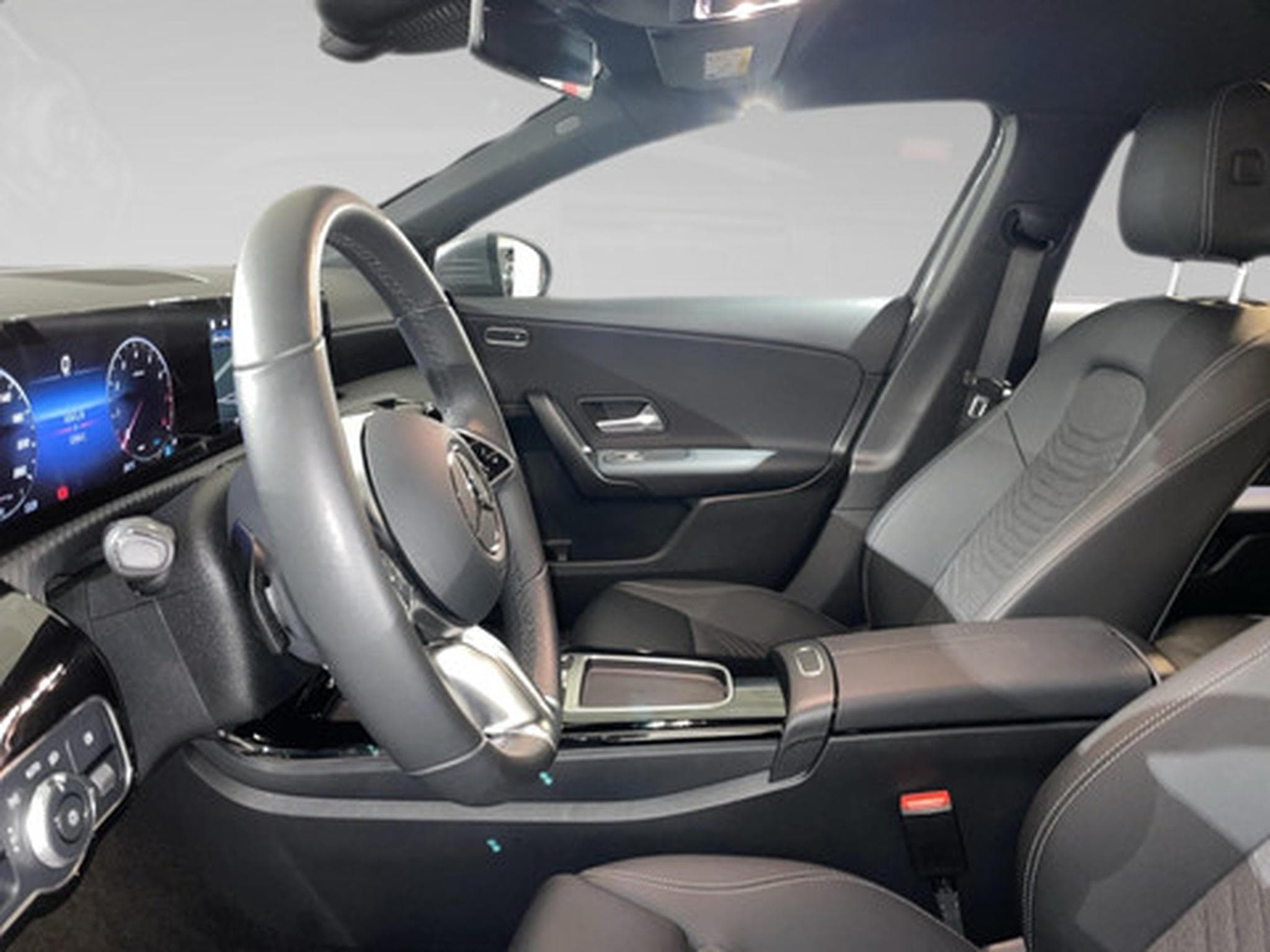 Mercedes A 180 Limousine 1.3 A Star Edition (2025) - Photo 4