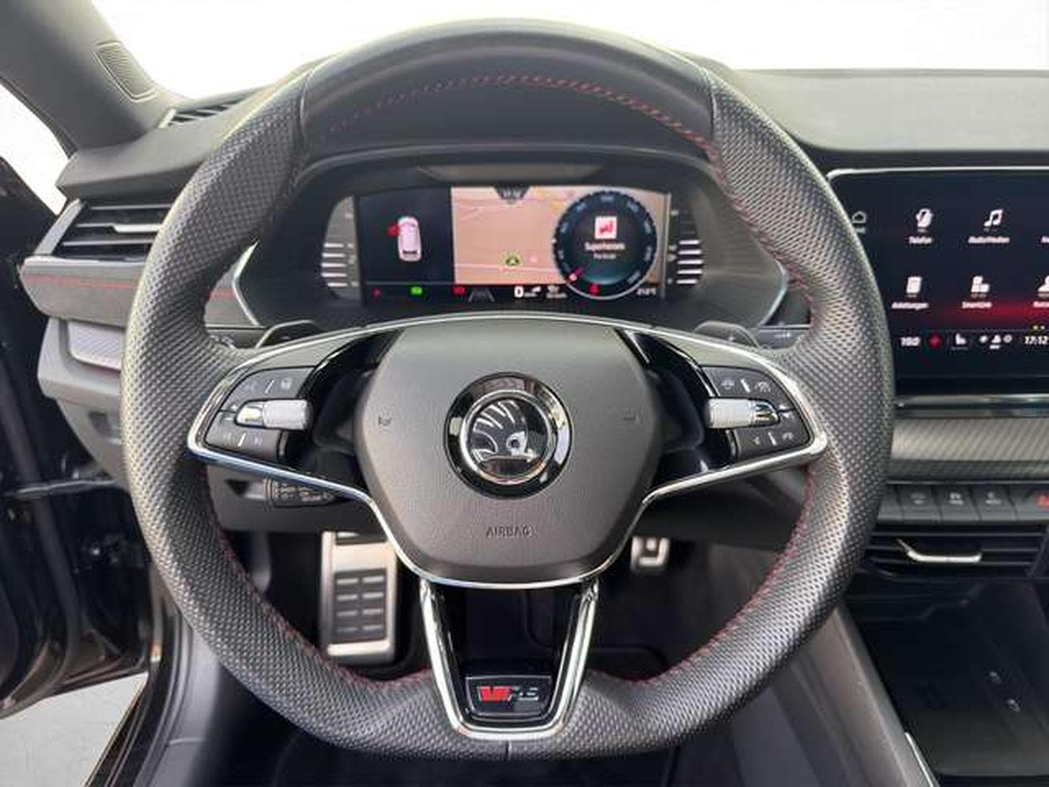 Skoda Octavia Combi RS/Pano/Side-As./360°/Columbus/AHK (2023) - Photo 10