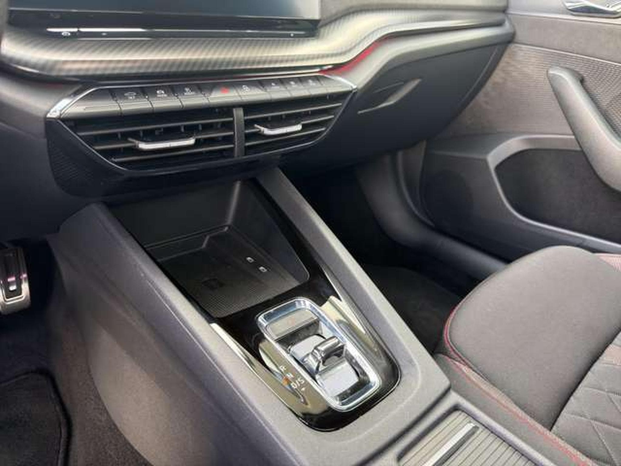Skoda Octavia Combi RS/Pano/Side-As./360°/Columbus/AHK (2023) - Photo 14
