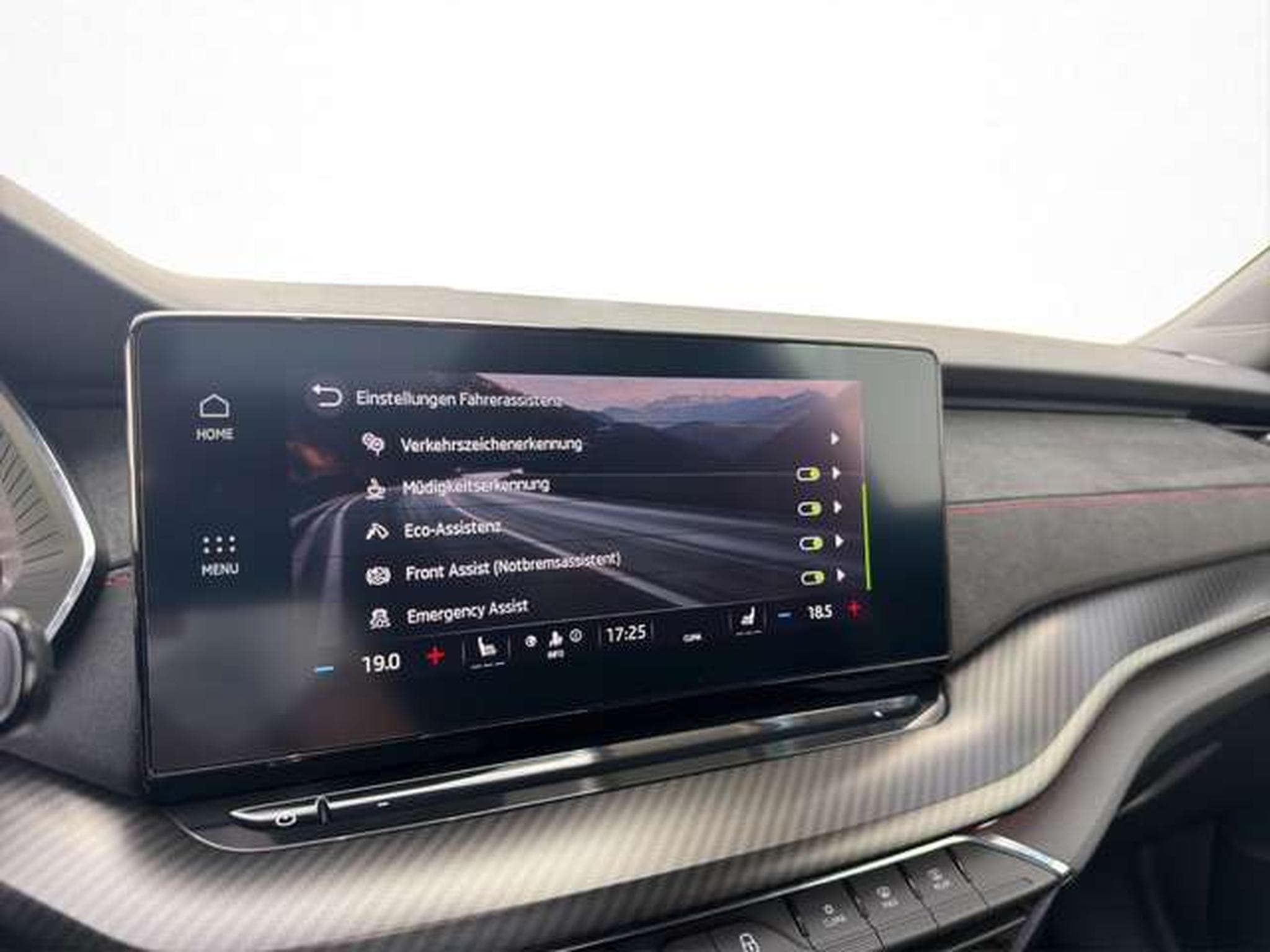 Skoda Octavia Combi RS/Pano/Side-As./360°/Columbus/AHK (2023) - Photo 20